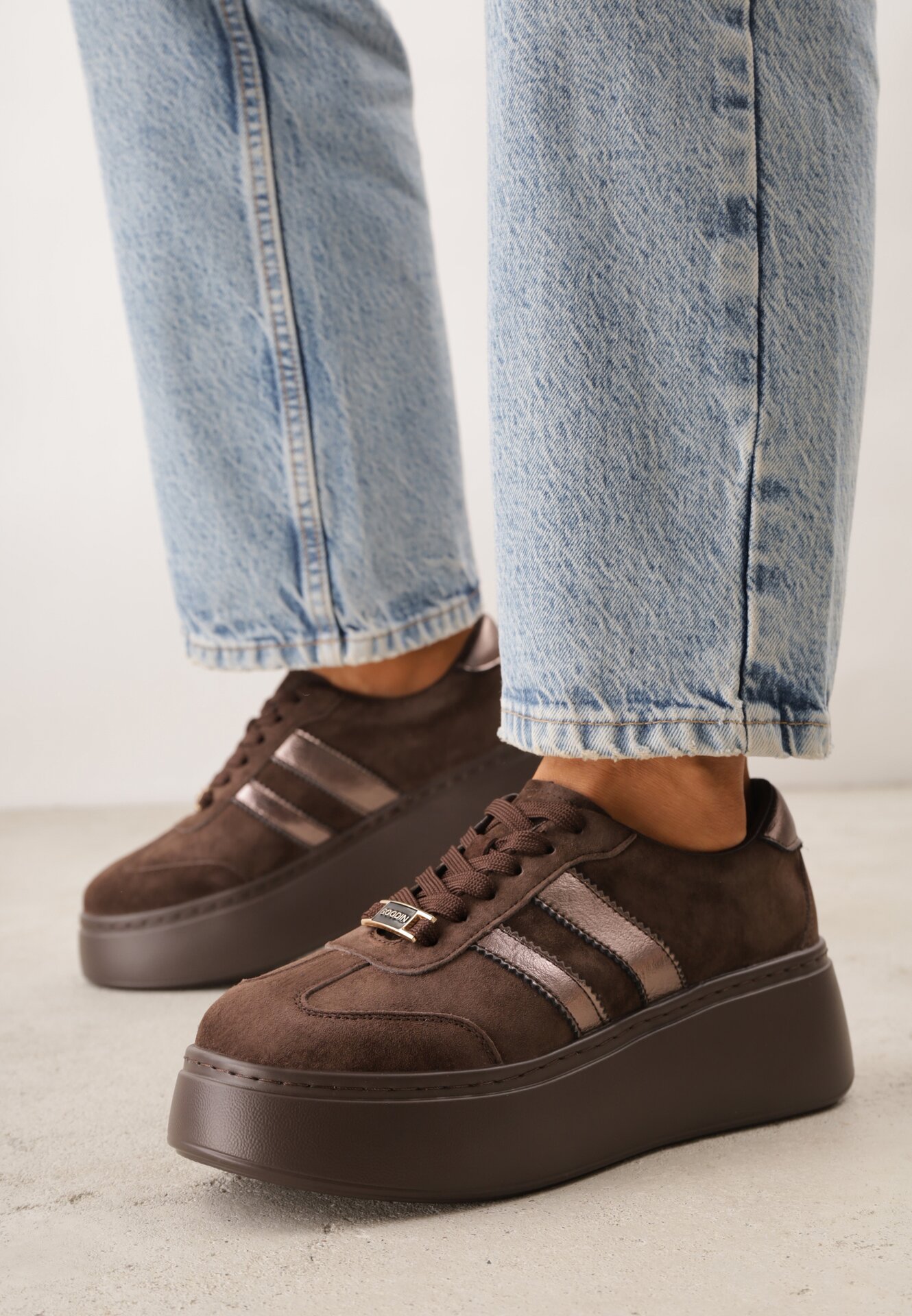 Sneakerși Maro Din Piele Intoarsă cu Talpă Groasă cu Branț Din Piele Yinrieth