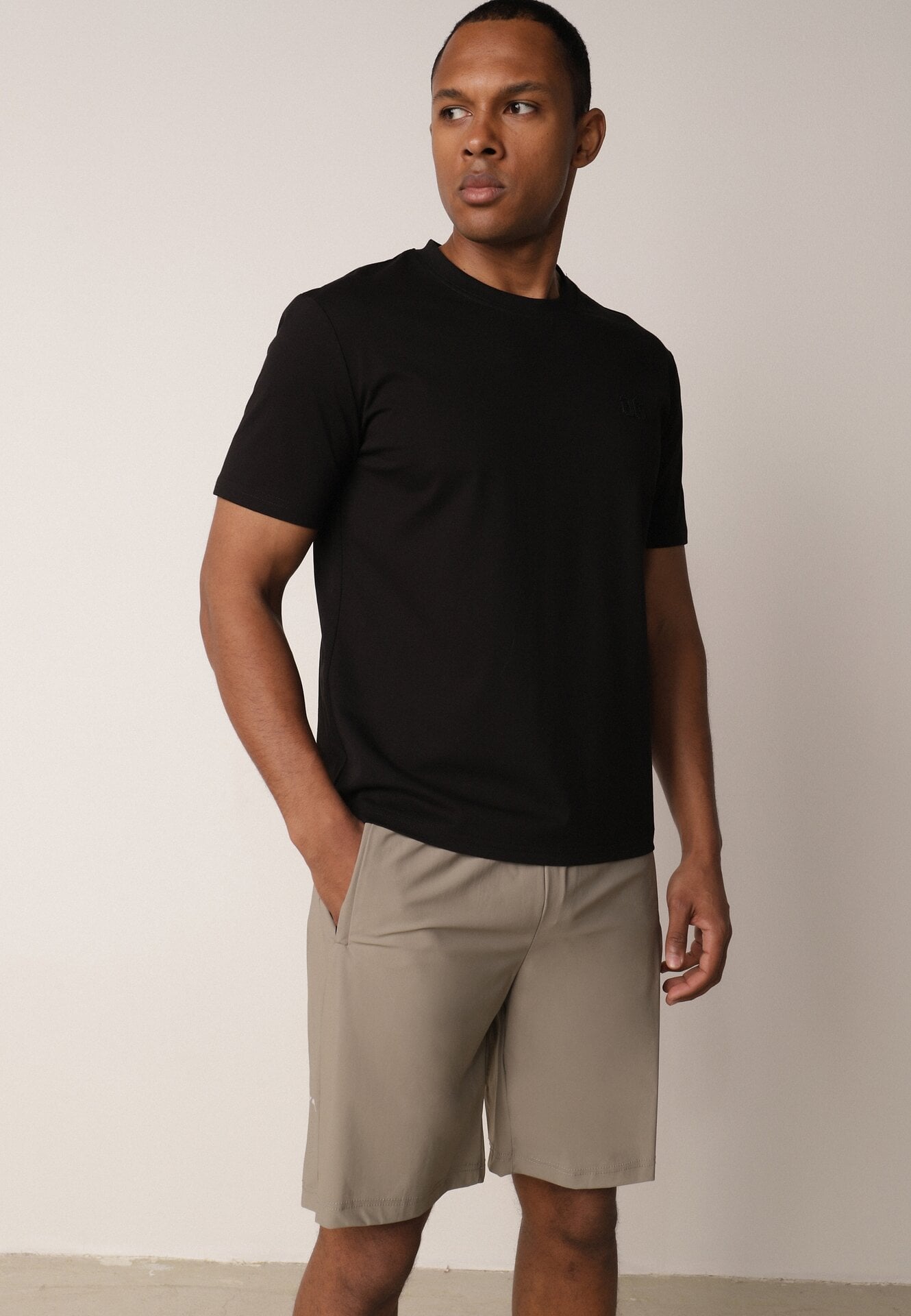 Pantaloni scurți Bej închis