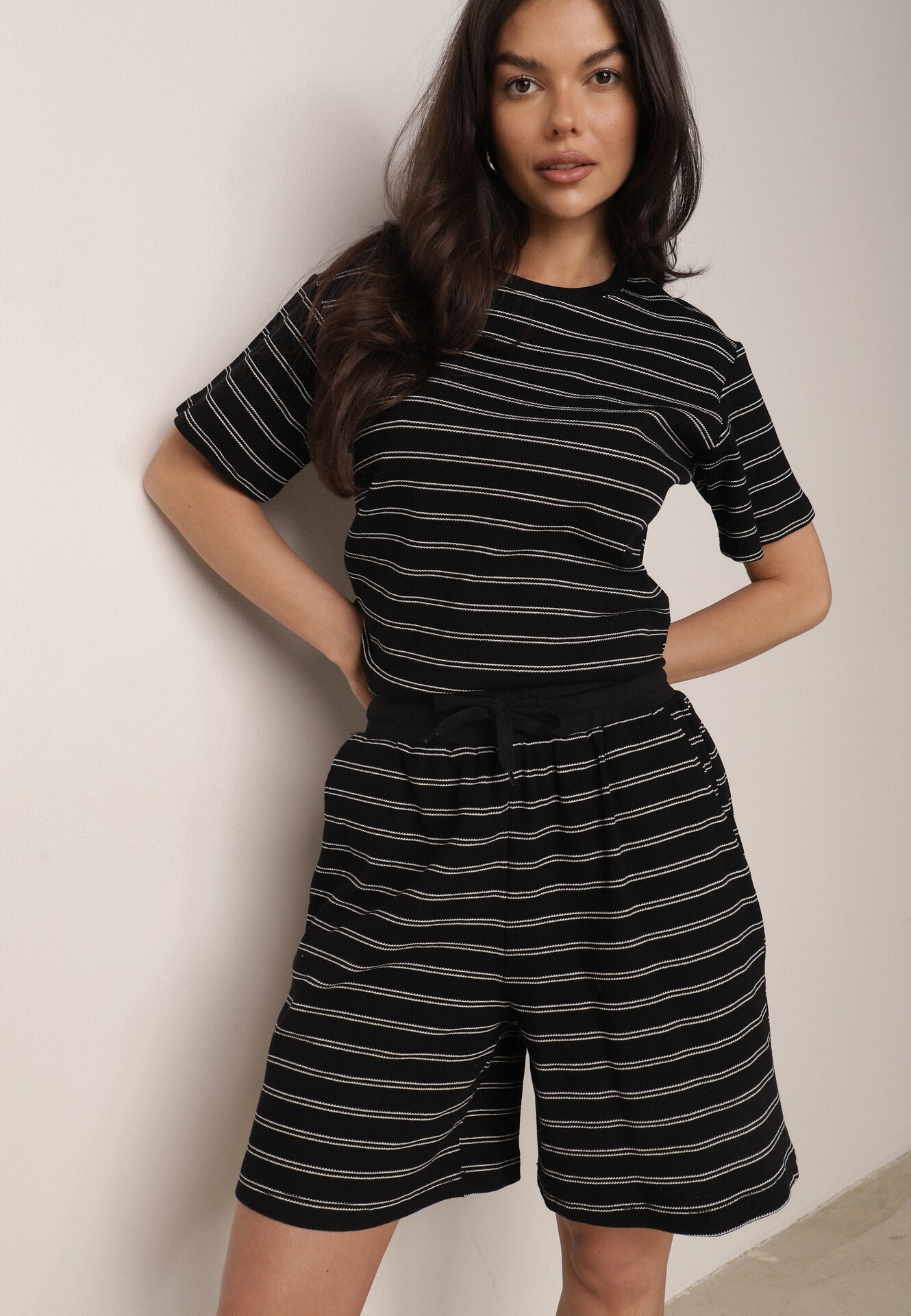 Pantaloni scurți Negri