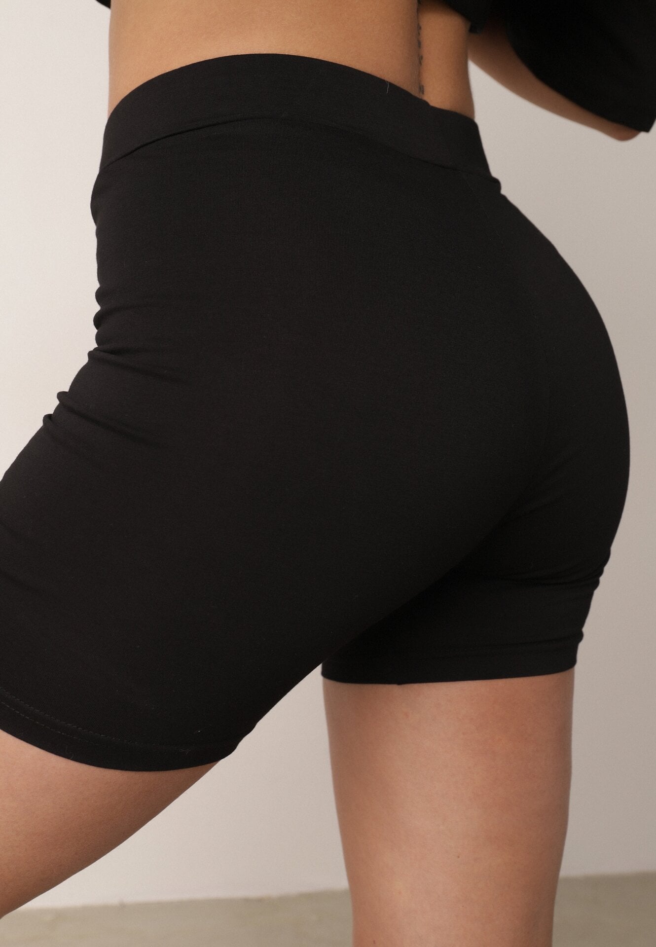 Pantaloni scurți Negri