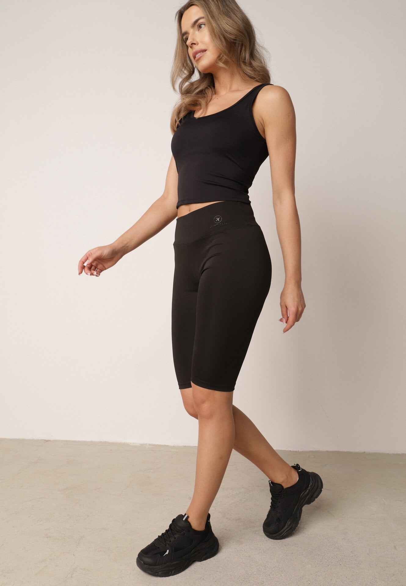 Pantaloni scurți Negri