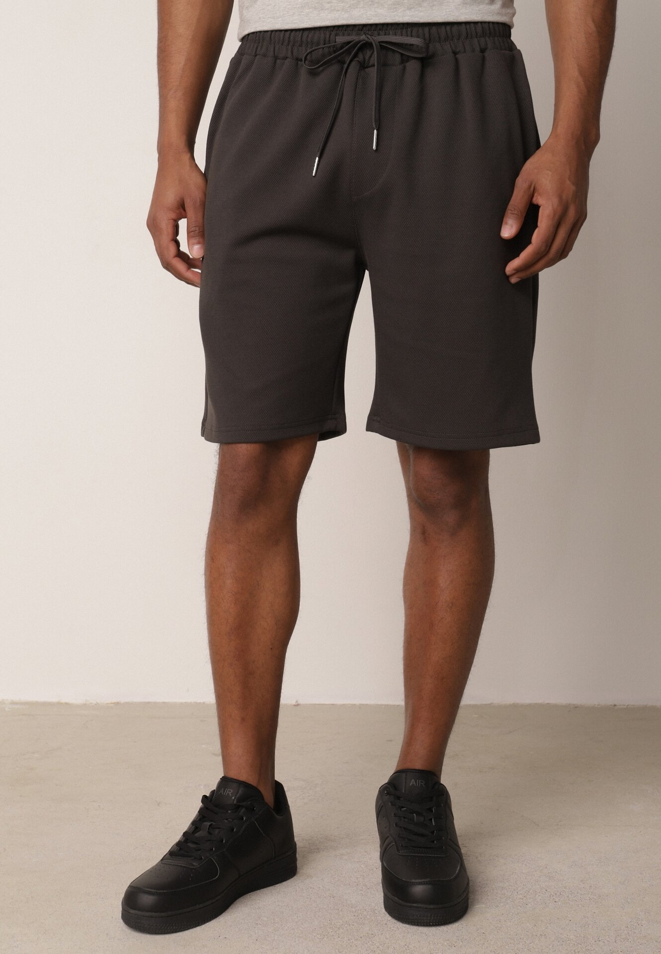 Pantaloni scurți Gri închis