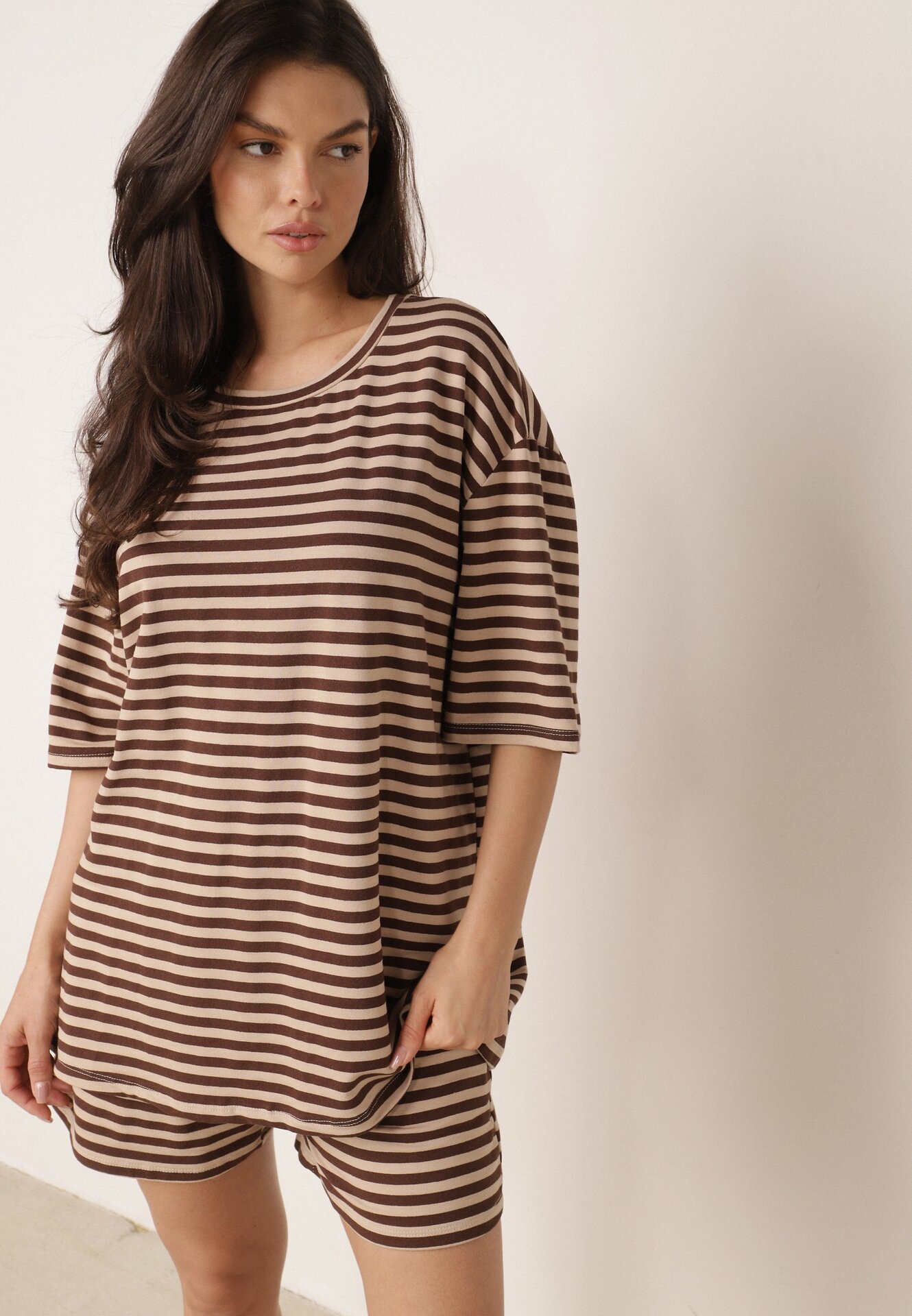 Compleu de vară oversize din vâscoză cu dungi T-shirt și short Agathona Maro