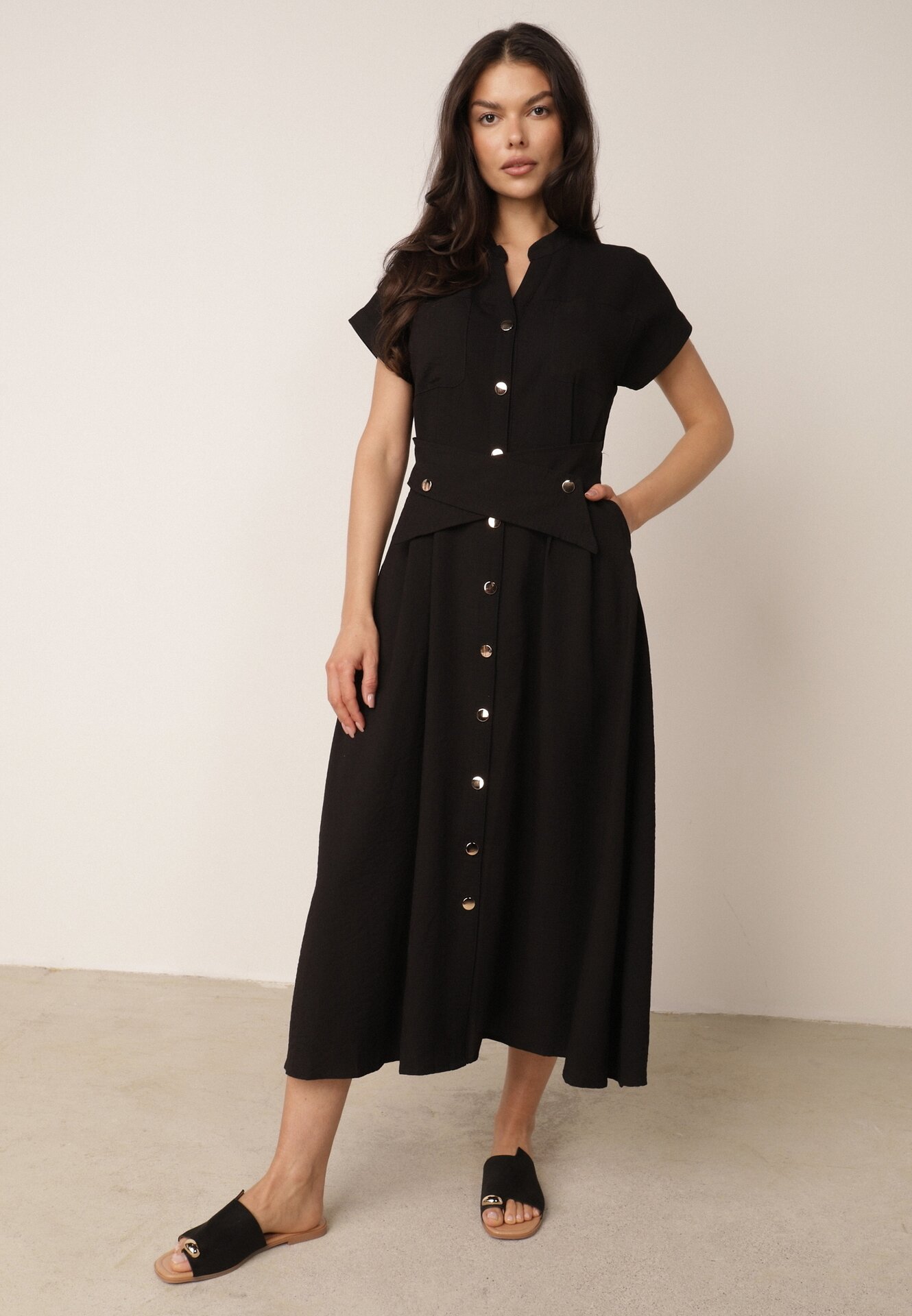 Rochie-cămașă de vară din viscoză, cu talia accentuată de dungi Basathe Neagră