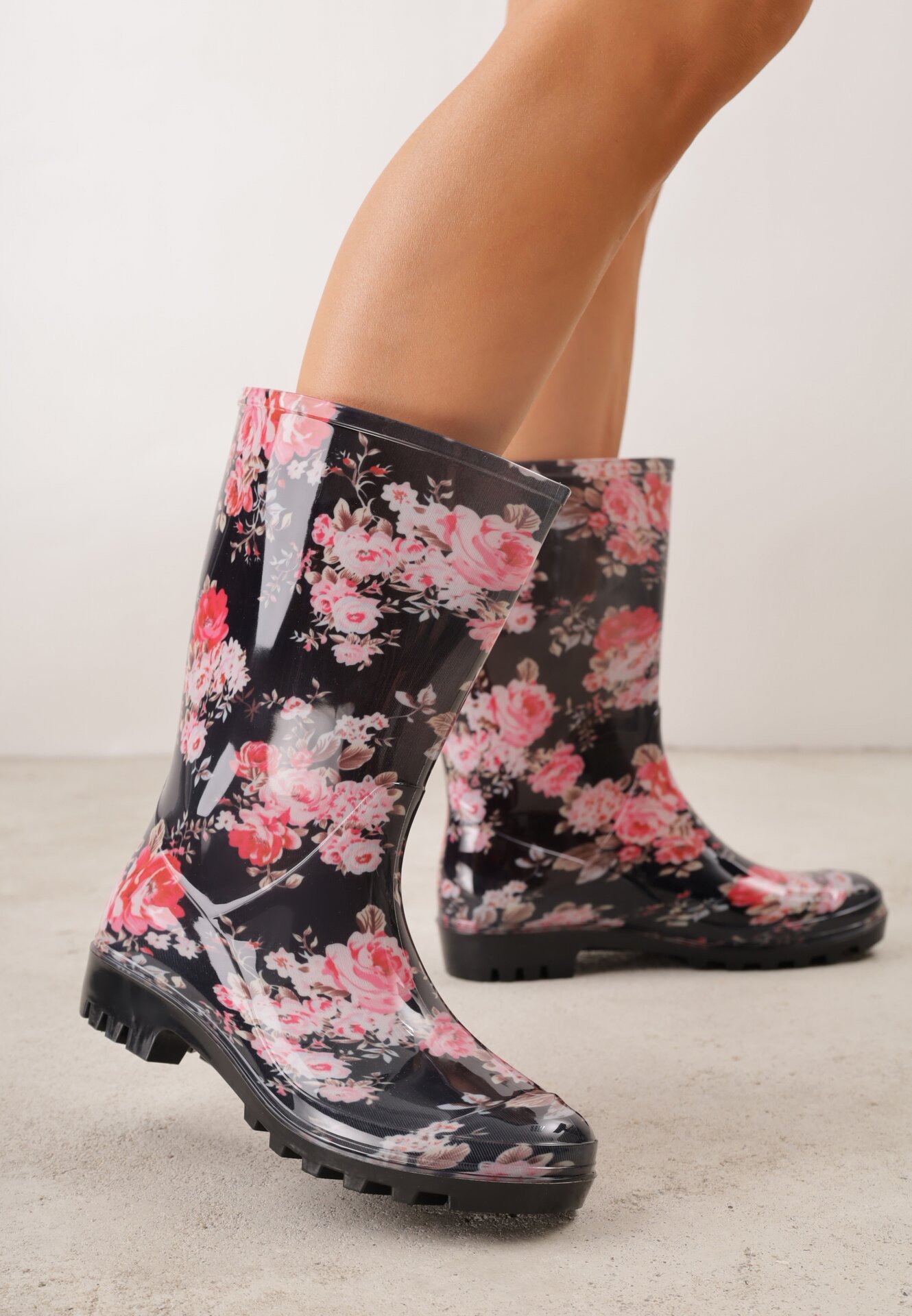 Galoși clasici peste gleznă cu model floral Foman Negre