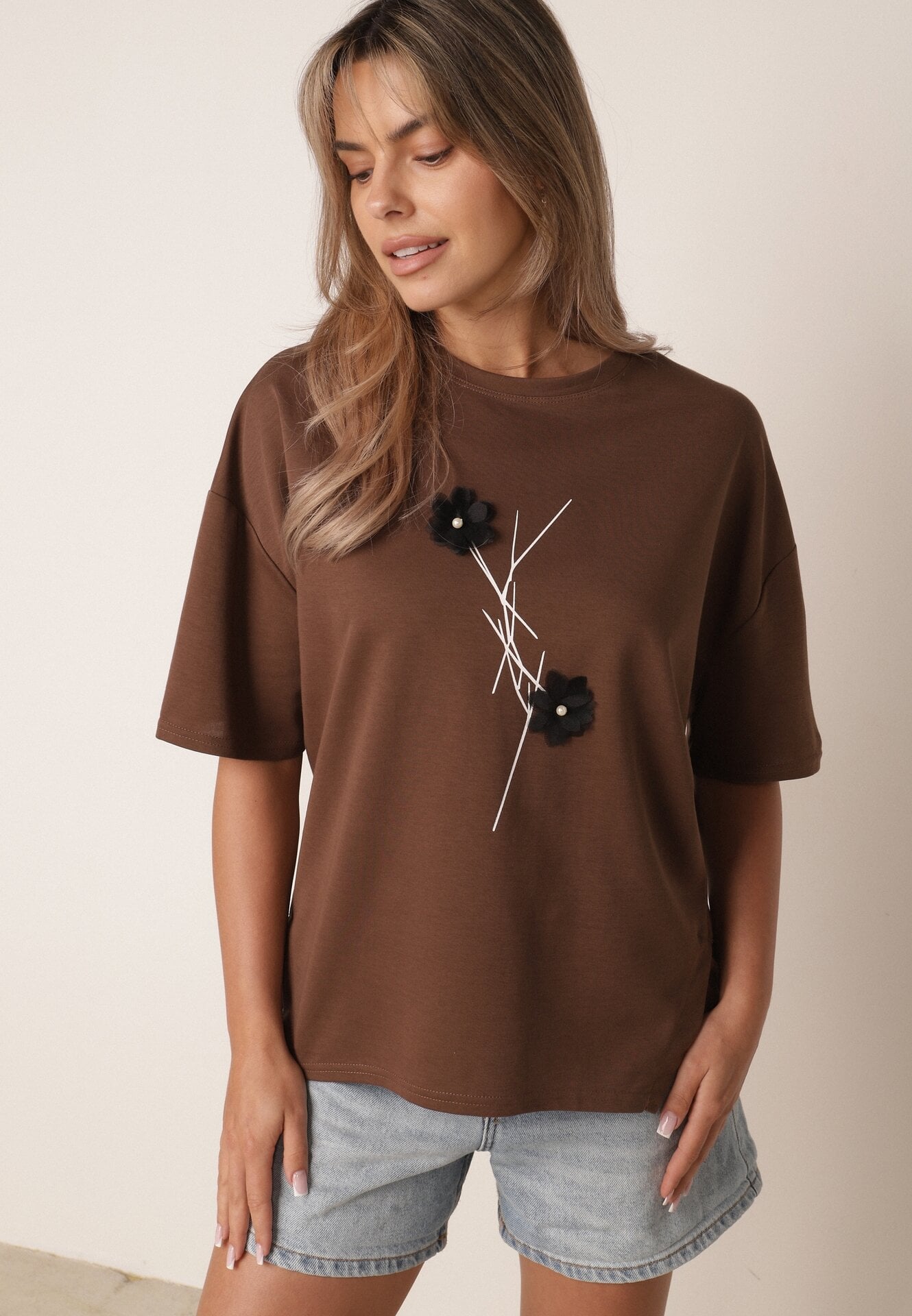 T-shirt din viscoză cu mărgele și flori 3D Rossalie Maro