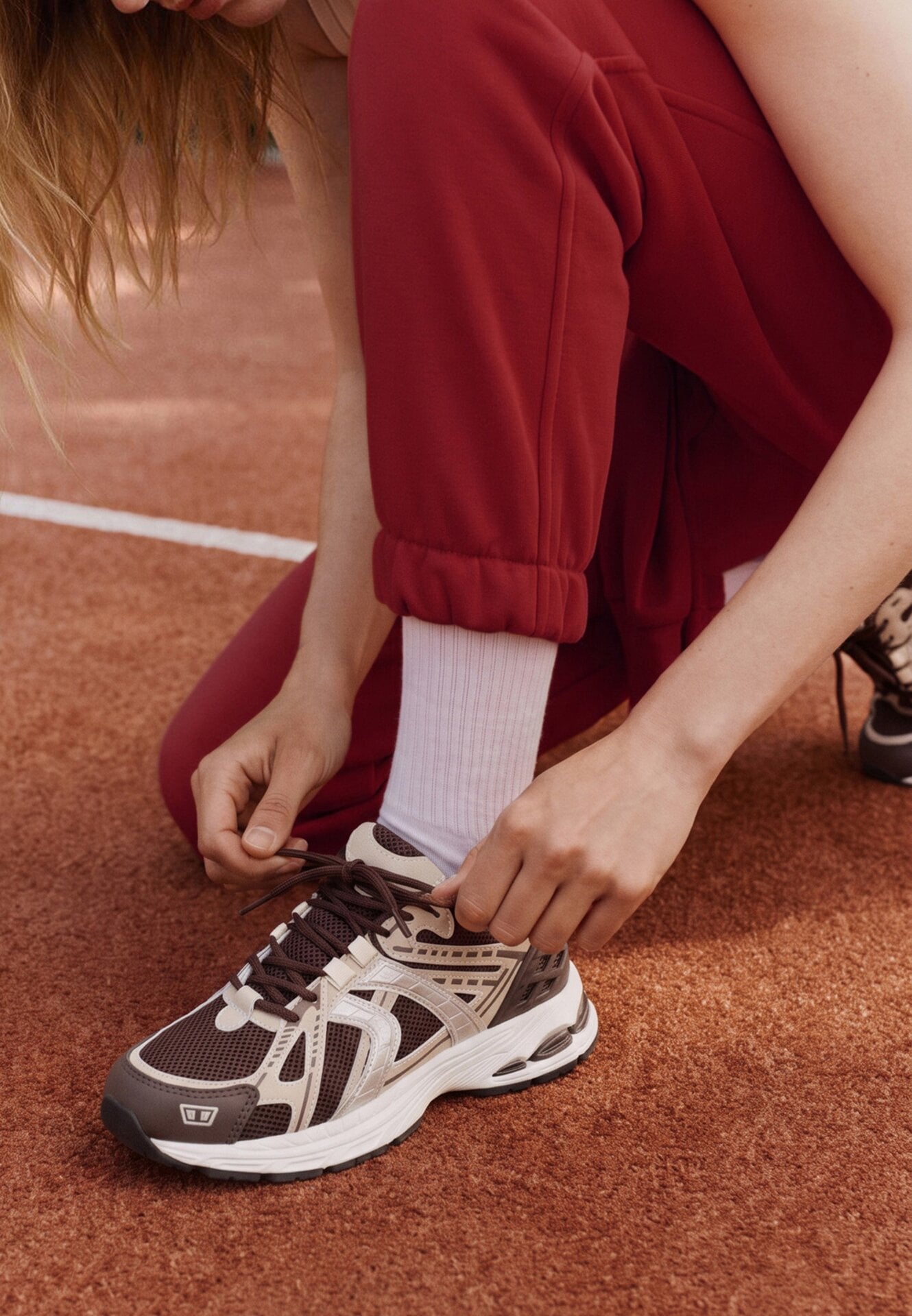 Sneakers din plasă, cu talpă din spumă, cu cusături decorative Faria Maro
