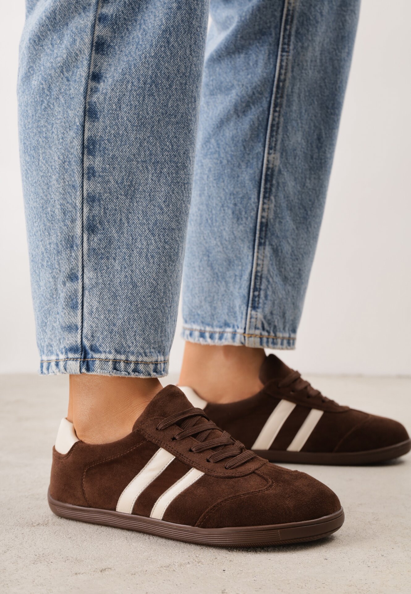 Sneakers Casual tip barefoot din imitație de piele întoarsă Makka Maro