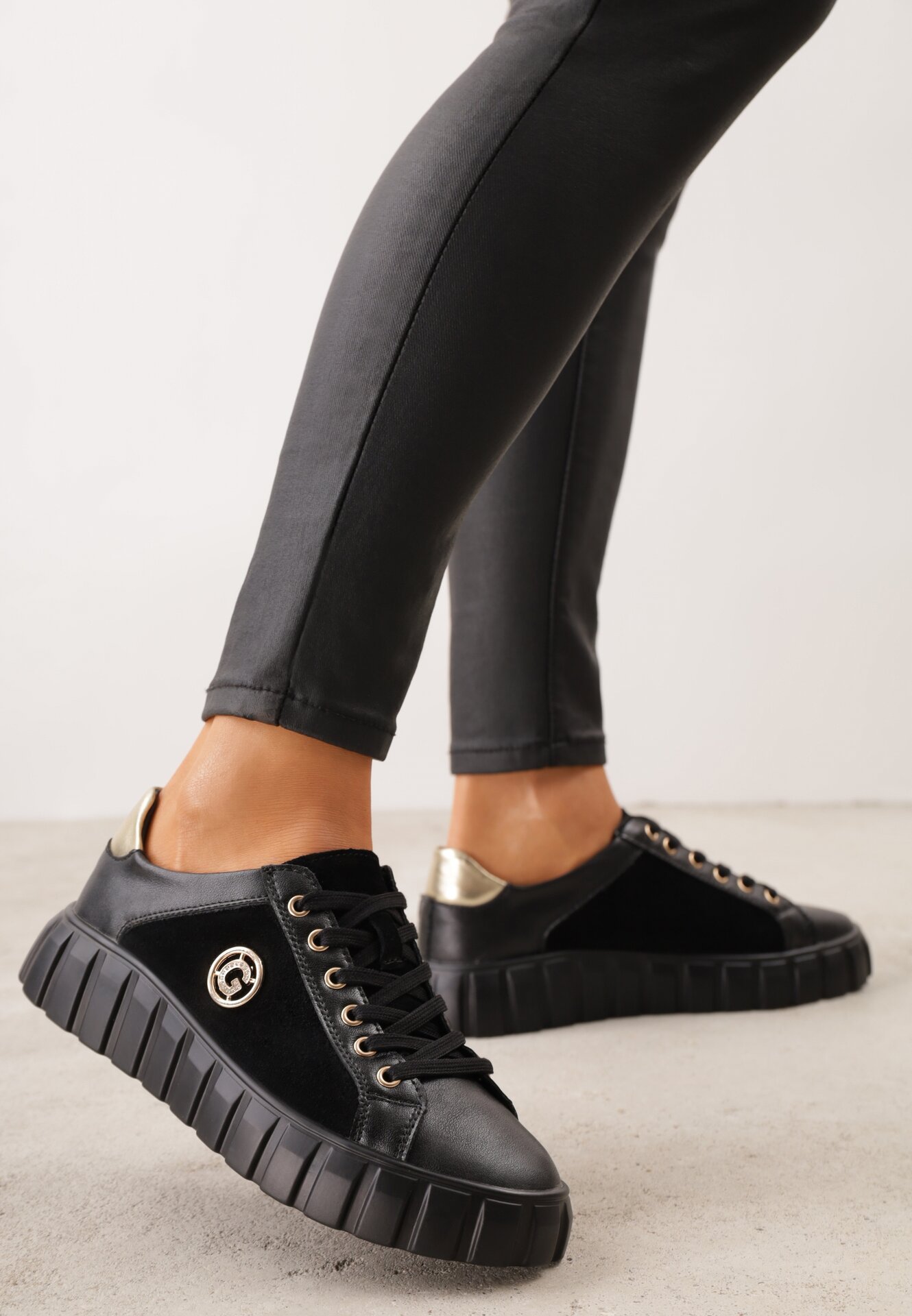 Sneakers din piele naturală cu platformă joasă și accente metalice Rilmi Negru cu argintiu