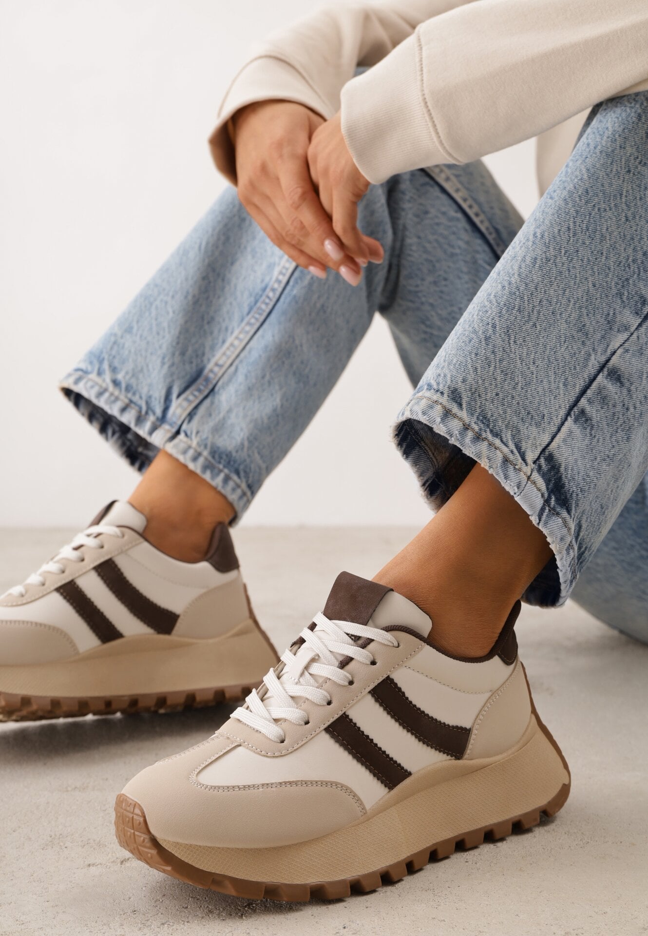 Sneakers groase cu talpă groasă și barete decorative Diki Maro