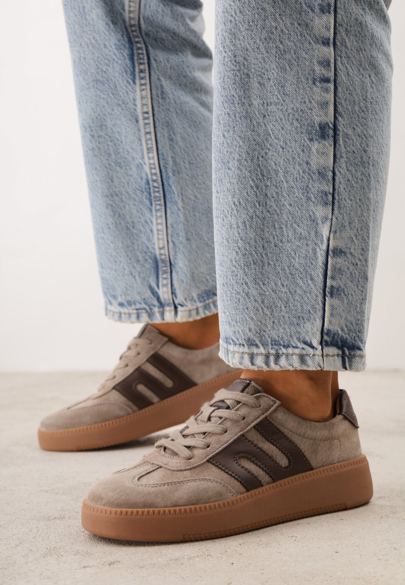 Sneakers din piele întoarsă naturală în stil de pantofi de tenis cu model geometric Lonive Bej închis Maro Bej închis