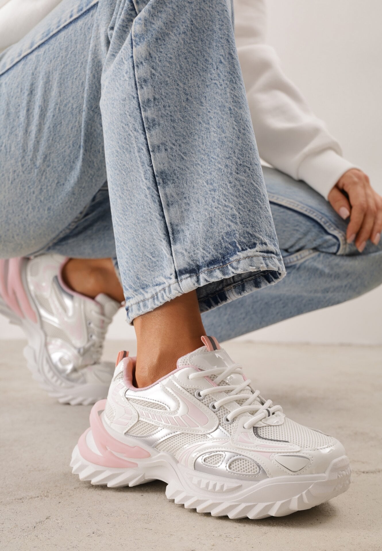 Sneakers Geometric pe talpă groasă embosată Alinia Roz