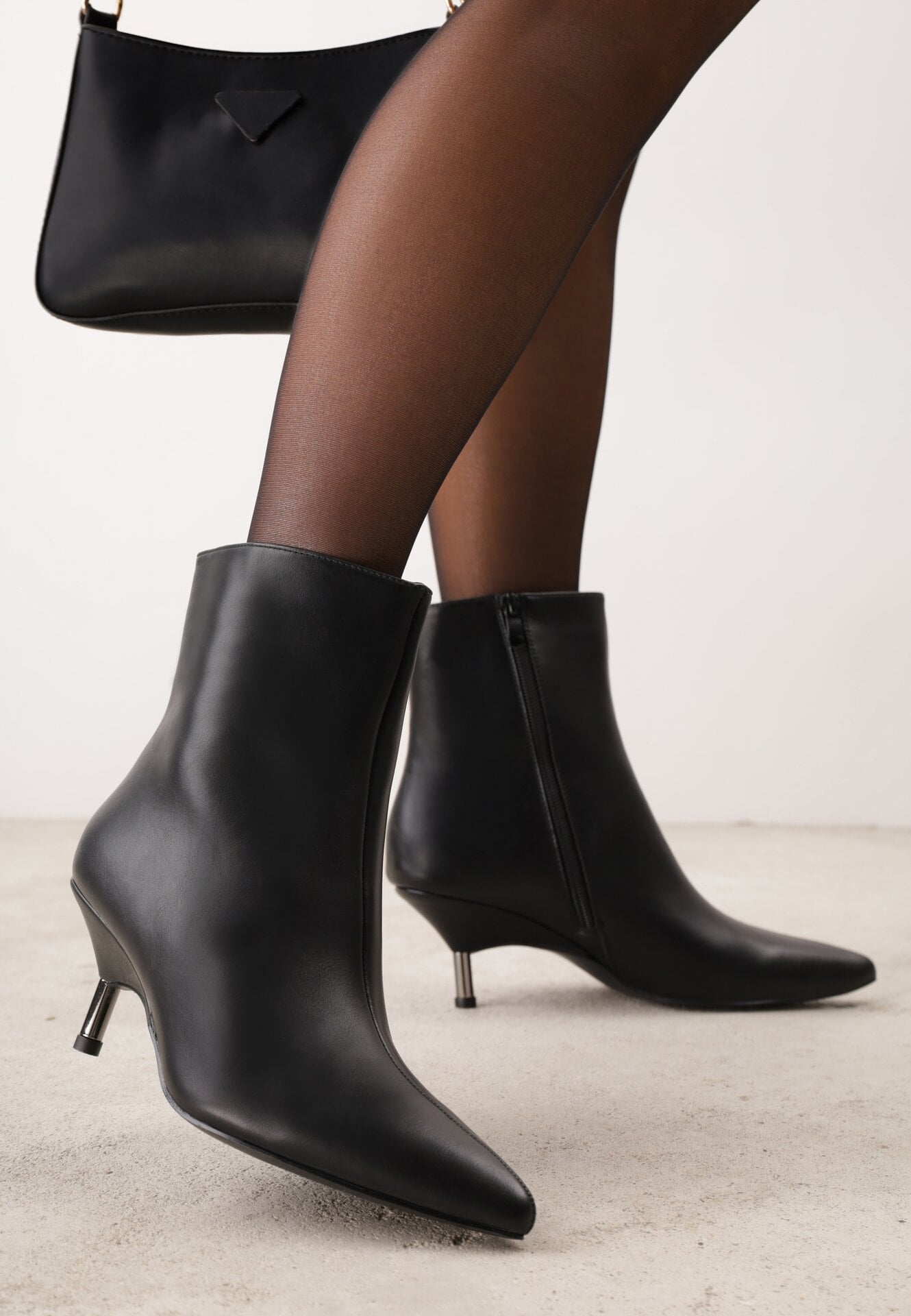 Botine Negre
