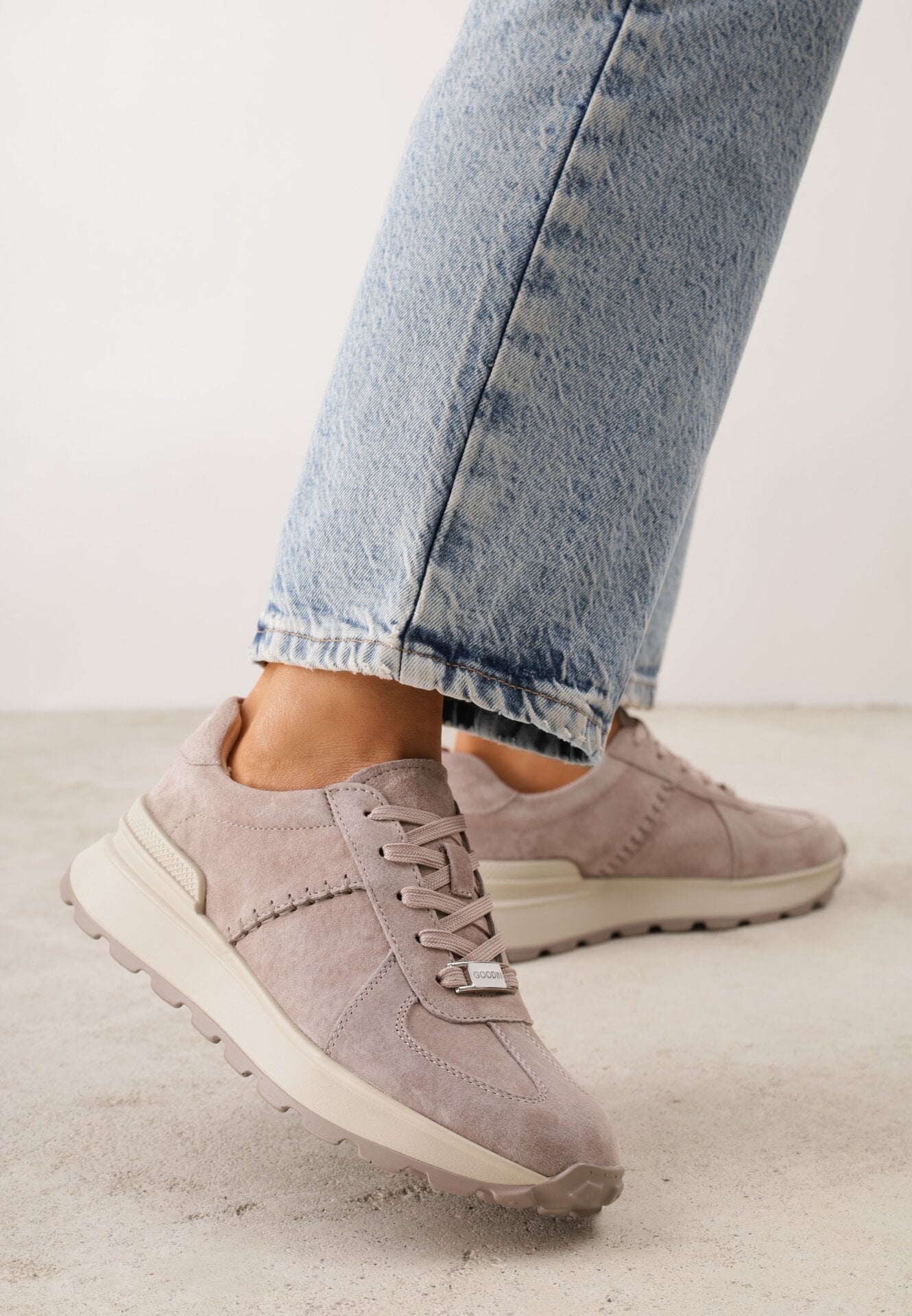 Sneakers din piele întoarsă cu talpă groasă și profil Wesila Bej