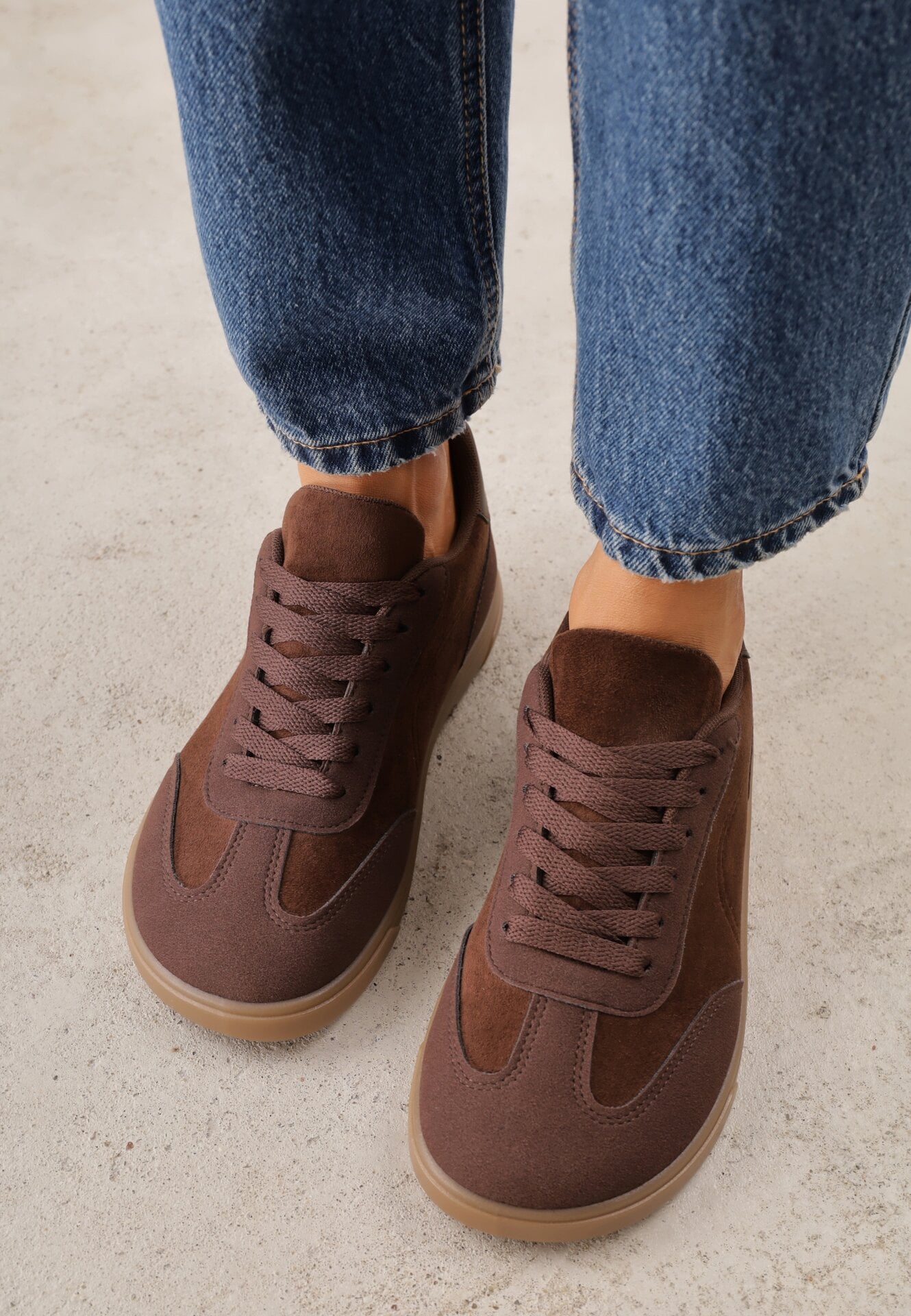 Sneakers cu talpă de cauciuc și vârf larg Arlenia Maro