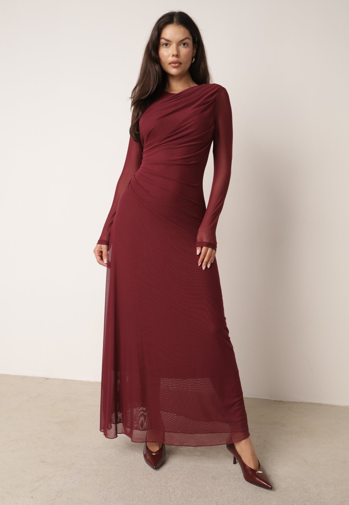 Rochie asortată cu croială, decorată cu fronșaj Brisun Bordo