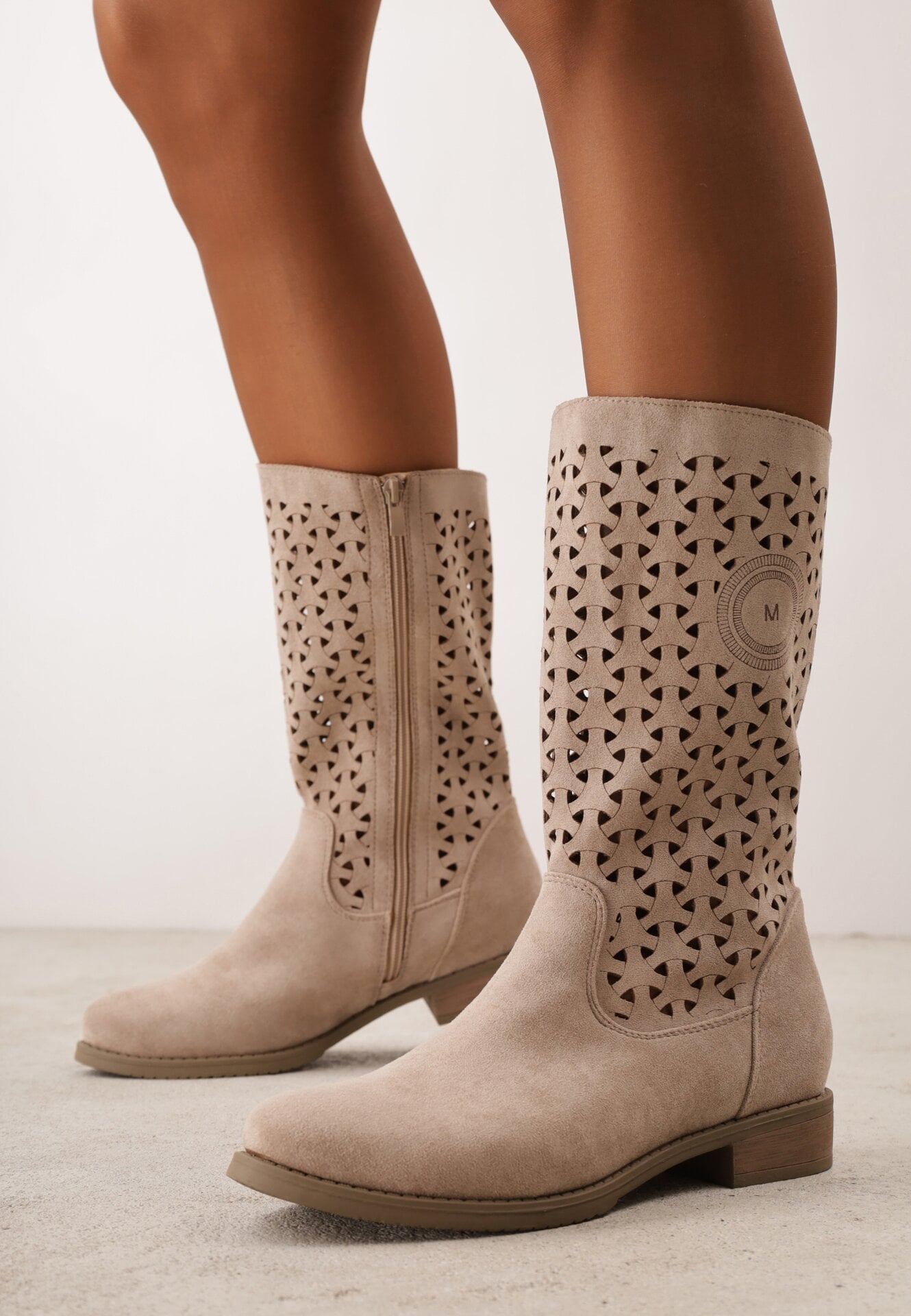 Botine Bej