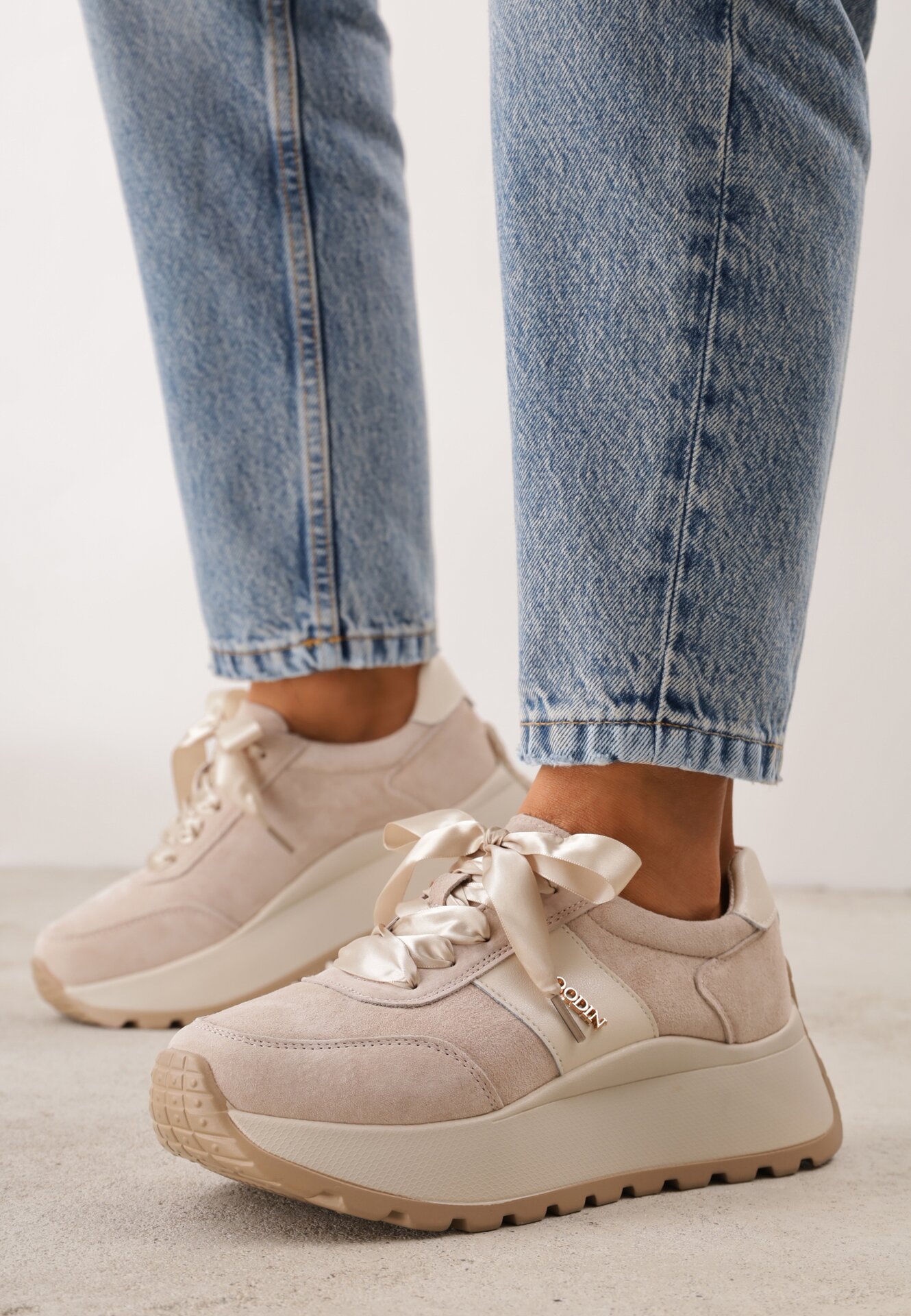 Sneakers groase cu talpă groasă din piele întoarsă naturală și branț din piele Kanle Bej