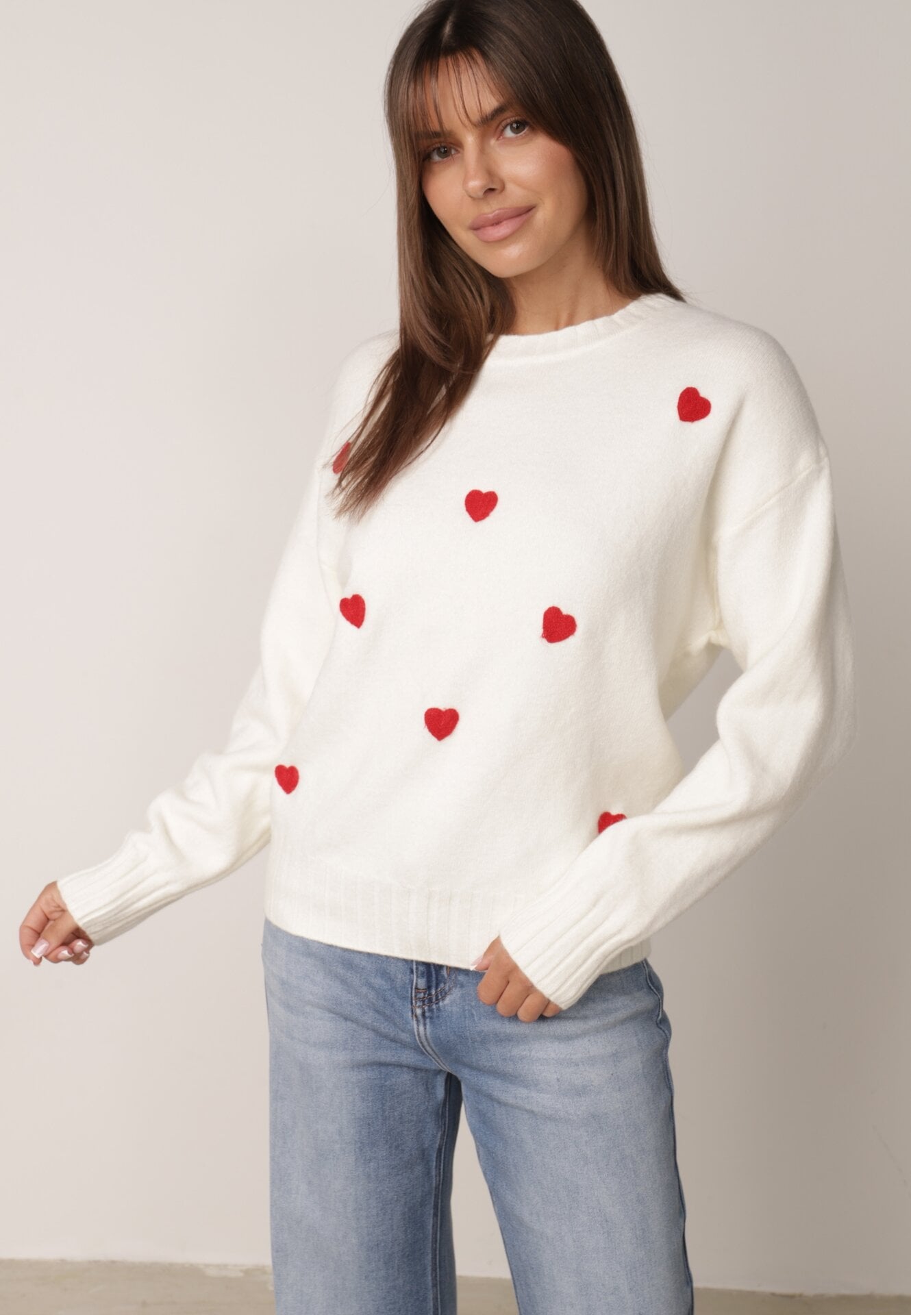 Pulover Clasic cu Lână și Bumbac, Decorat cu Broderie în Formă de Inimioare Agastina Bej deschis