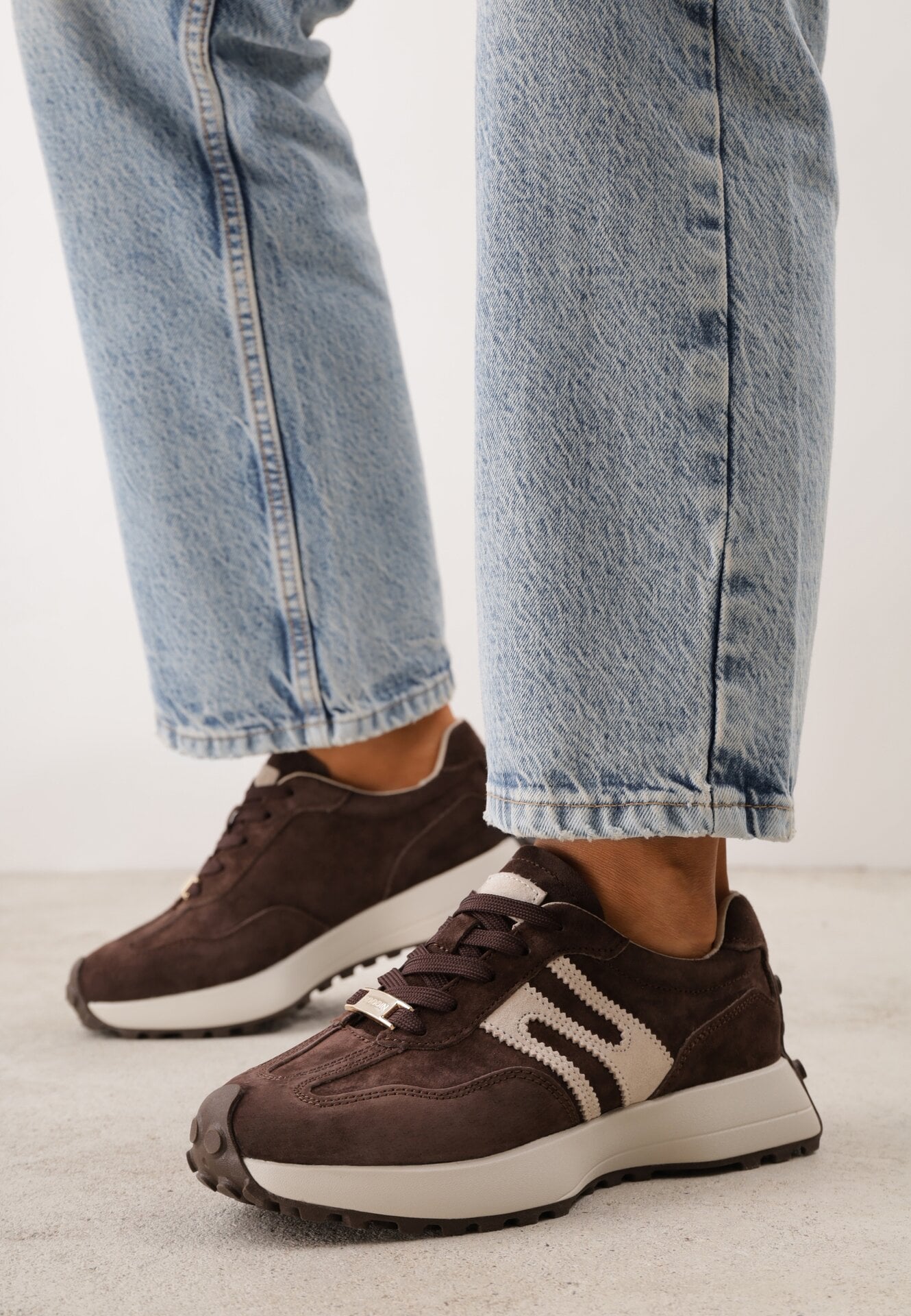 Sneakers din piele întoarsă naturală cu talpă groasă cu profil Vilettra Maro