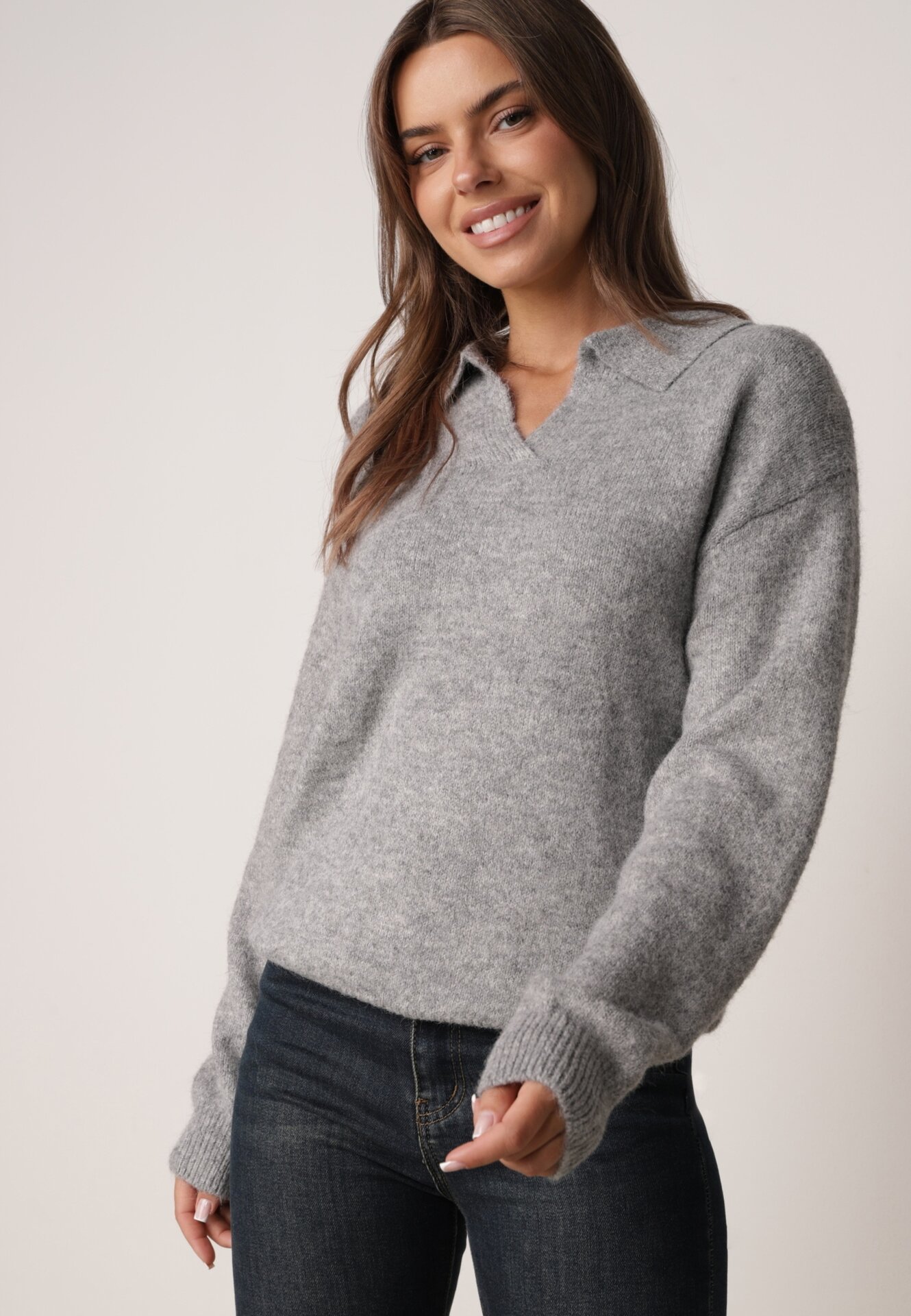 Pulover clasic cu guler polo din tricot moale cu lână Montis Gri