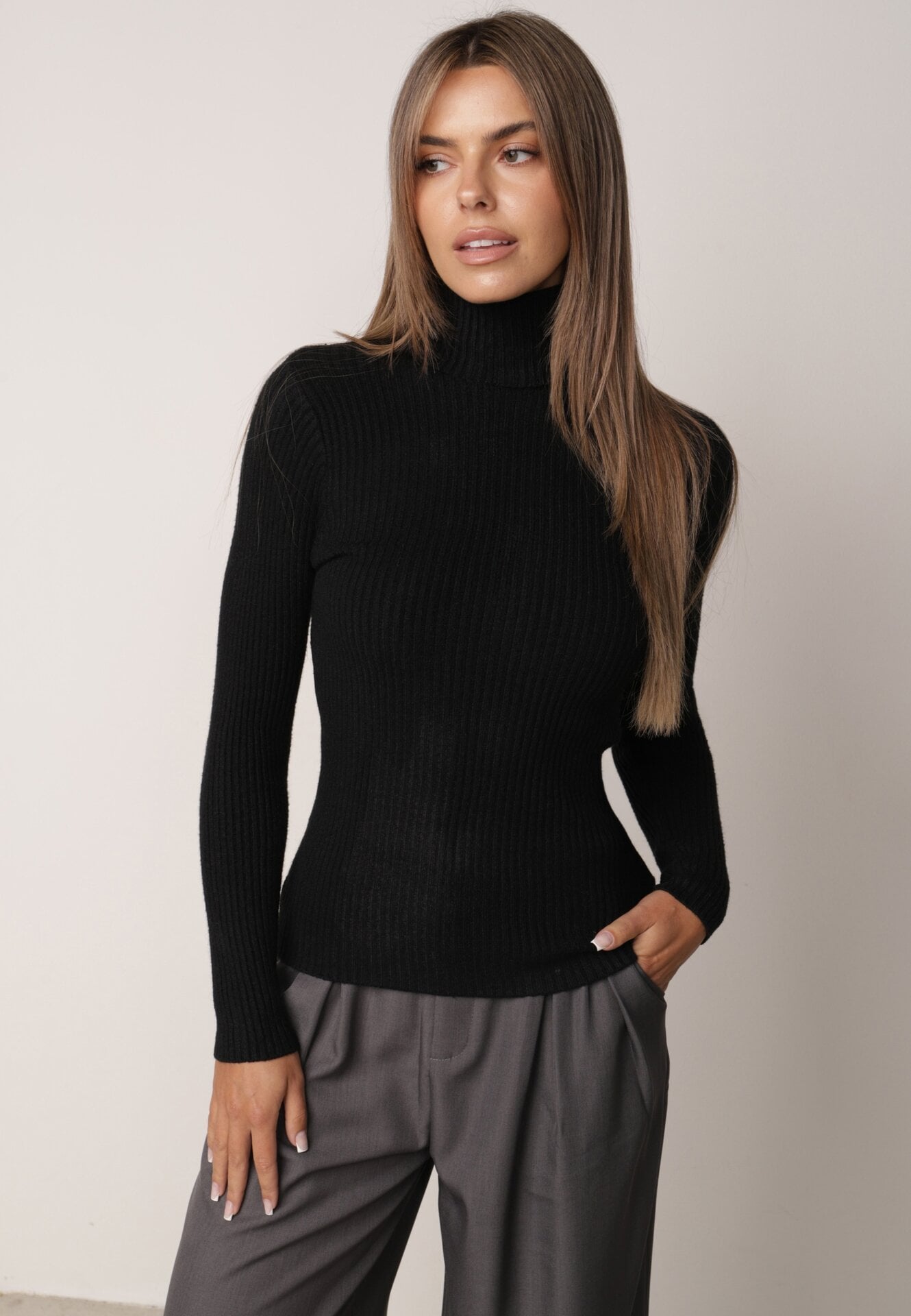 Asortat, elastic, cu guler înalt din bumbac din tricot reiat Sindhe Negru