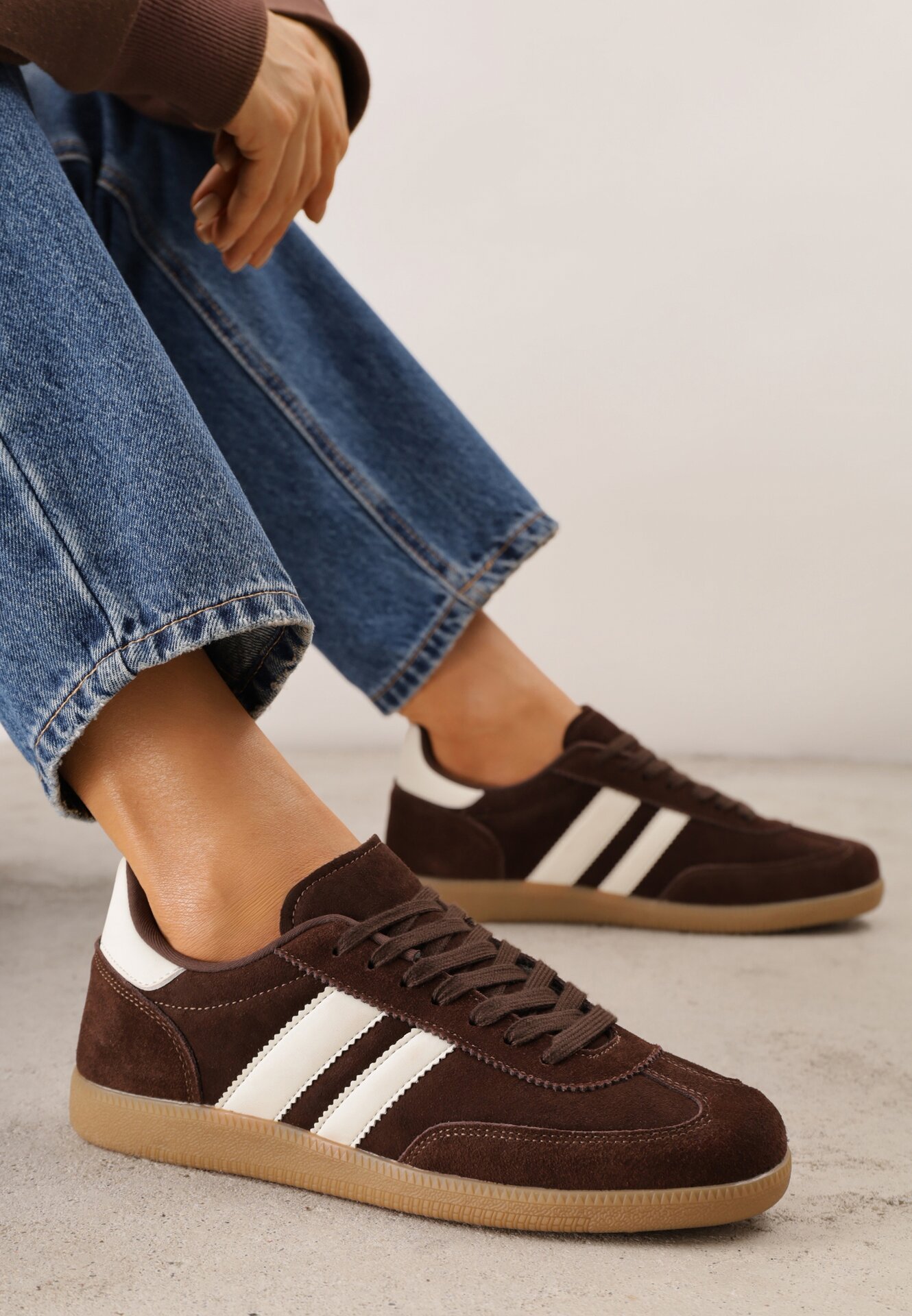 Sneakers din piele în stilul tenisilor iconici Aragonna Maro