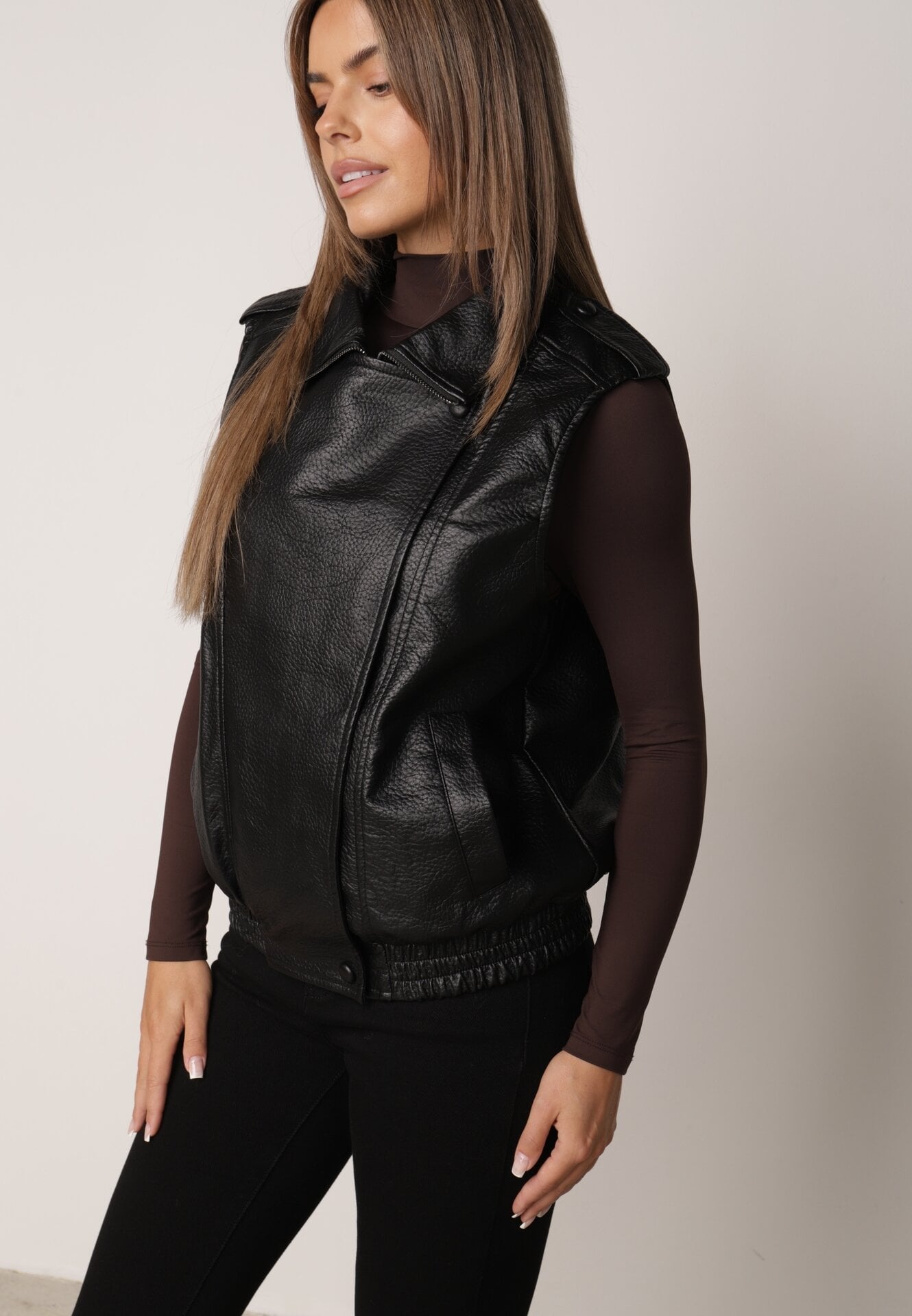 Vestă Casual cu aspect de piele, cu guler, Elouise Neagră