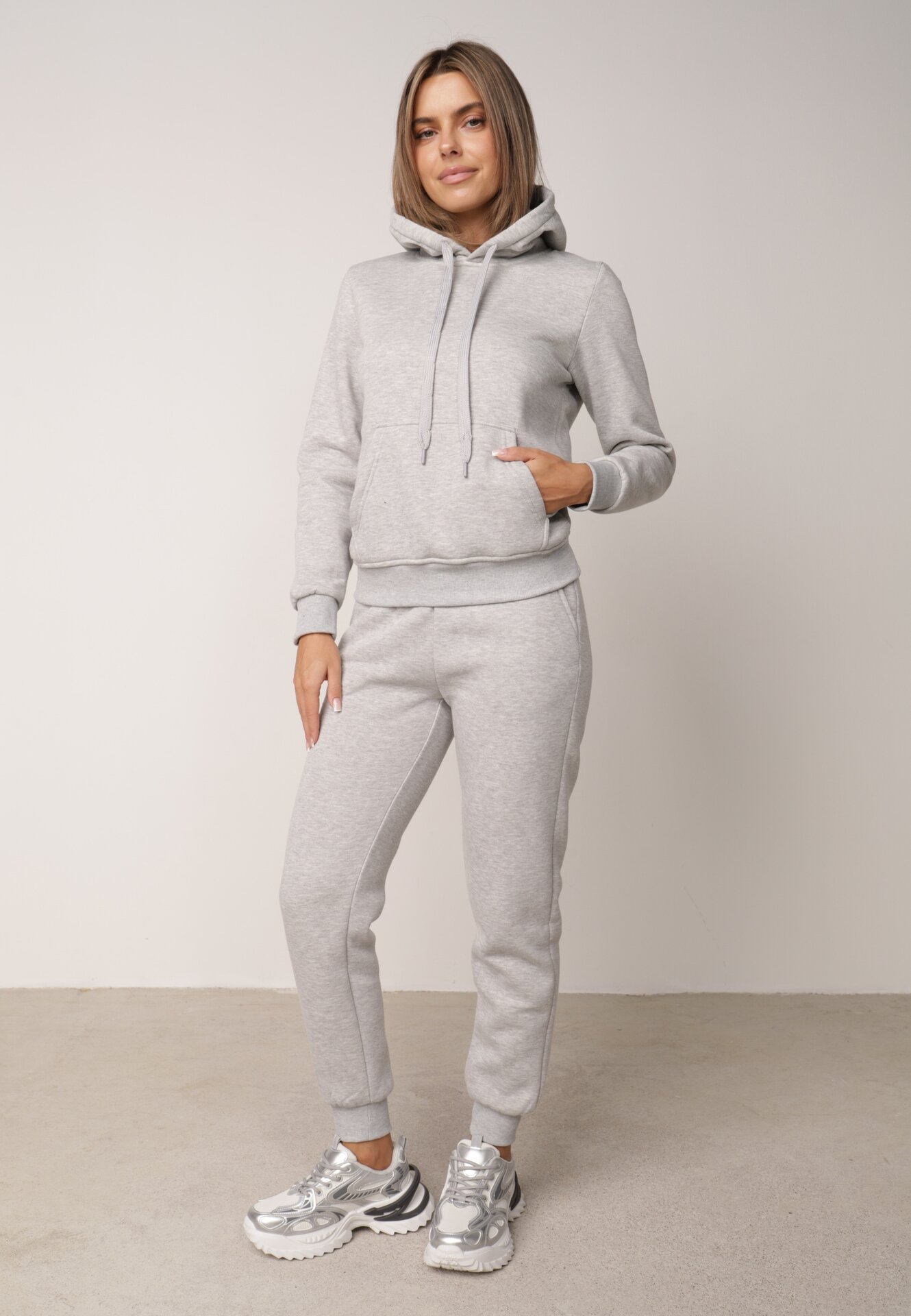 Pantaloni de trening izolați cu bumbac, tip jogger, cu manșete Obsida Gri deschis