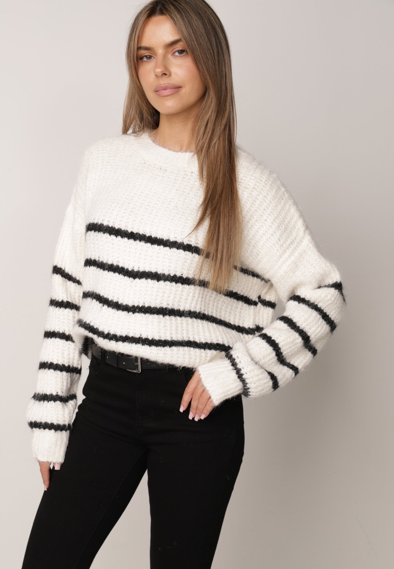 Pulover din lână oversize de iarnă cu dungi orizontale Ulianna Bej deschis