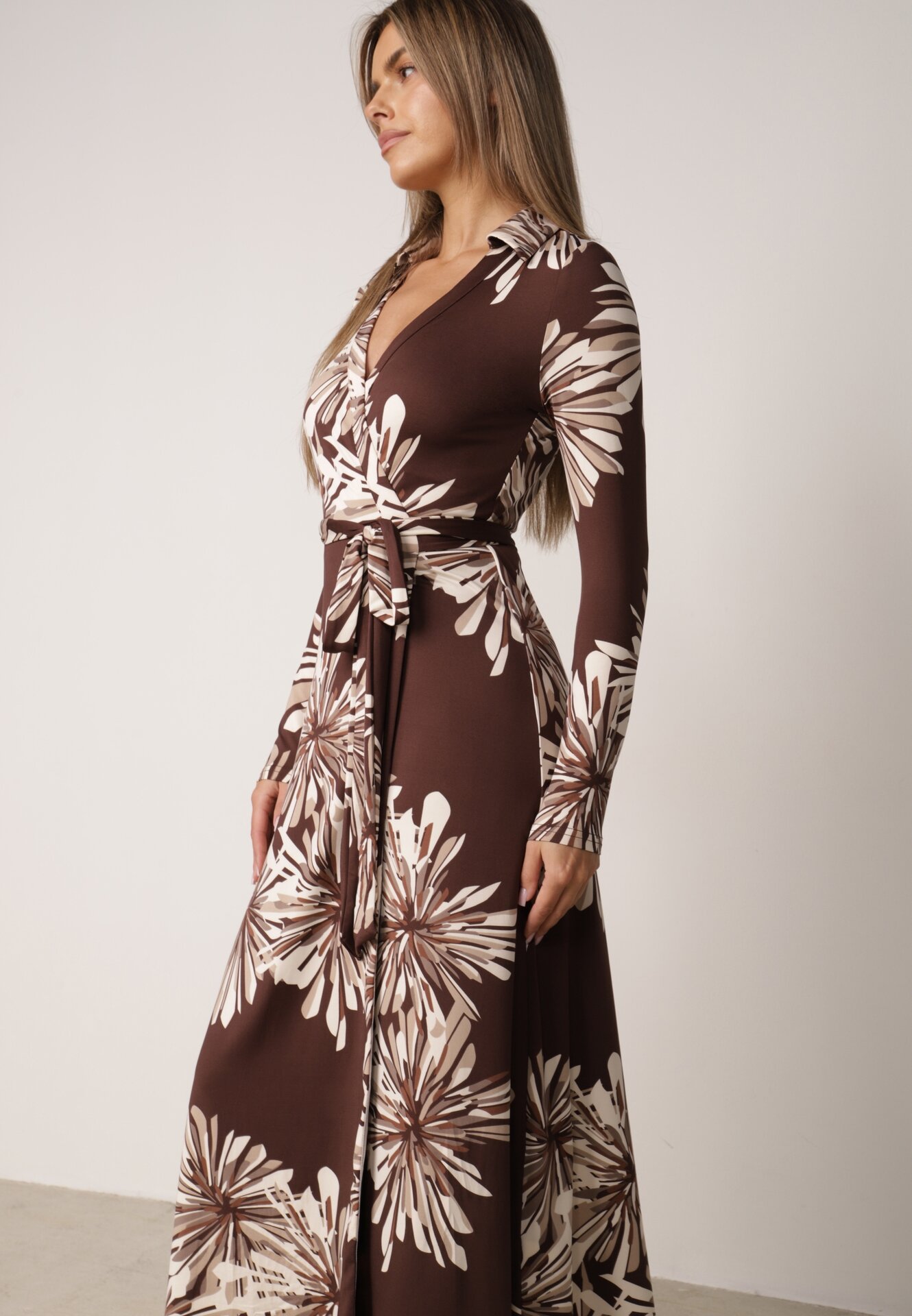 Rochie petrecută din vâscoză, cu imprimeu floral Guinesa Maro