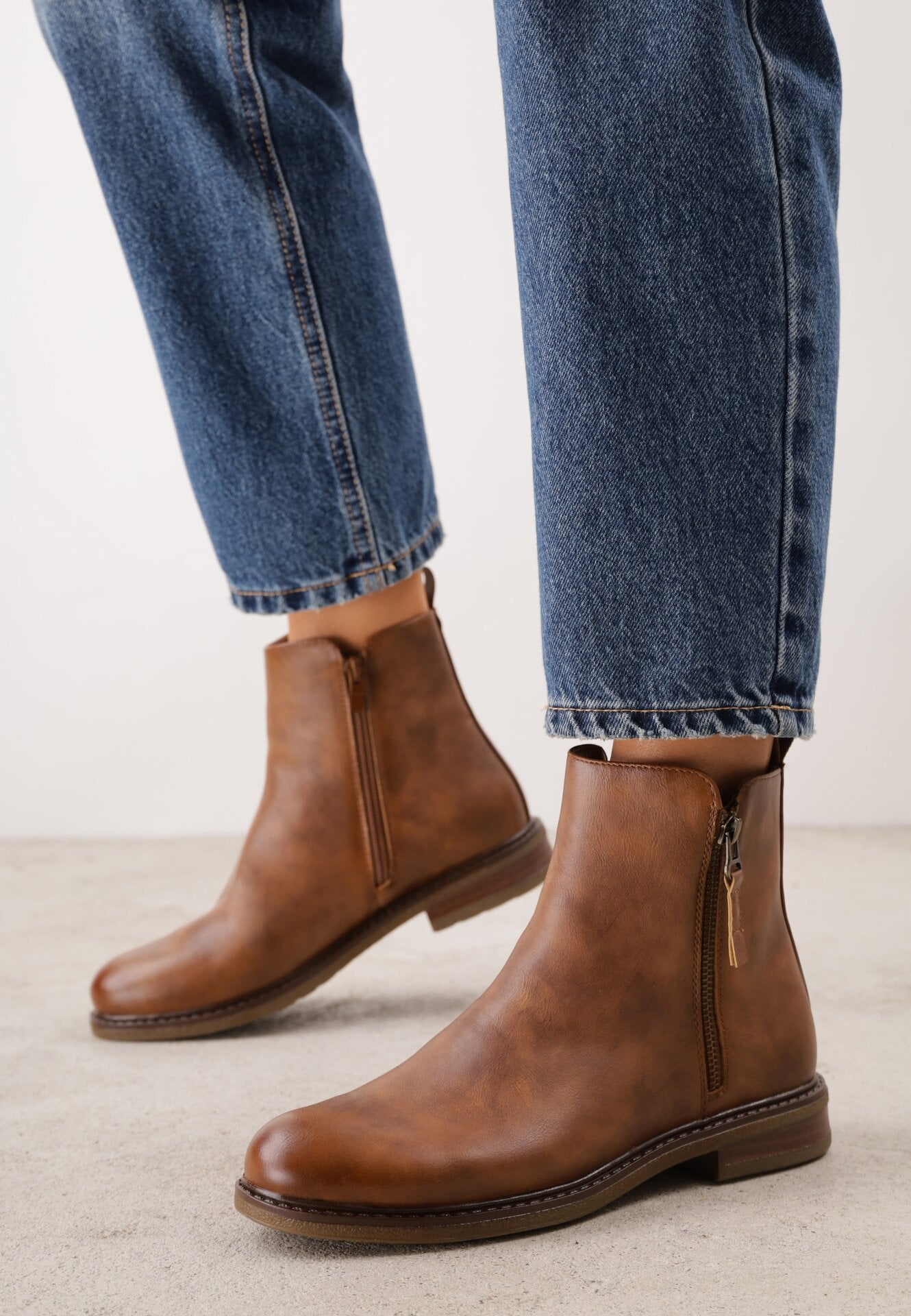 Botine Maro