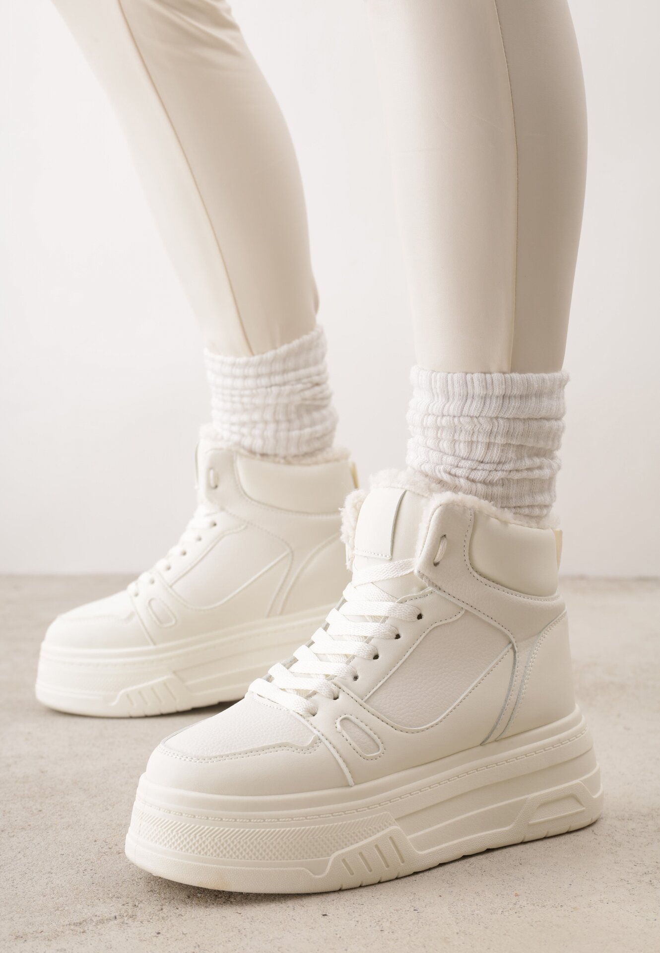 Ghete de zăpadă în stil sneakers pe talpă groasă Fiasha Bej