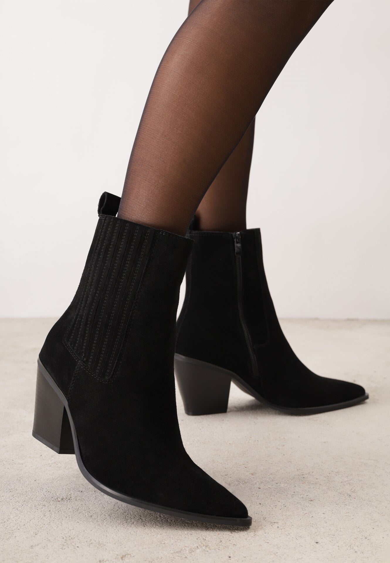 Botine Negre