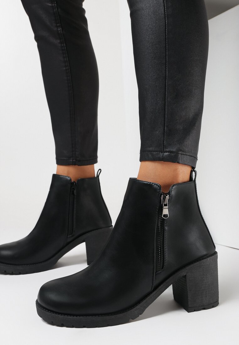 Botine Negre