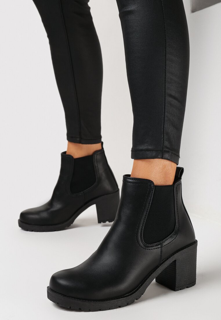 Botine Negre