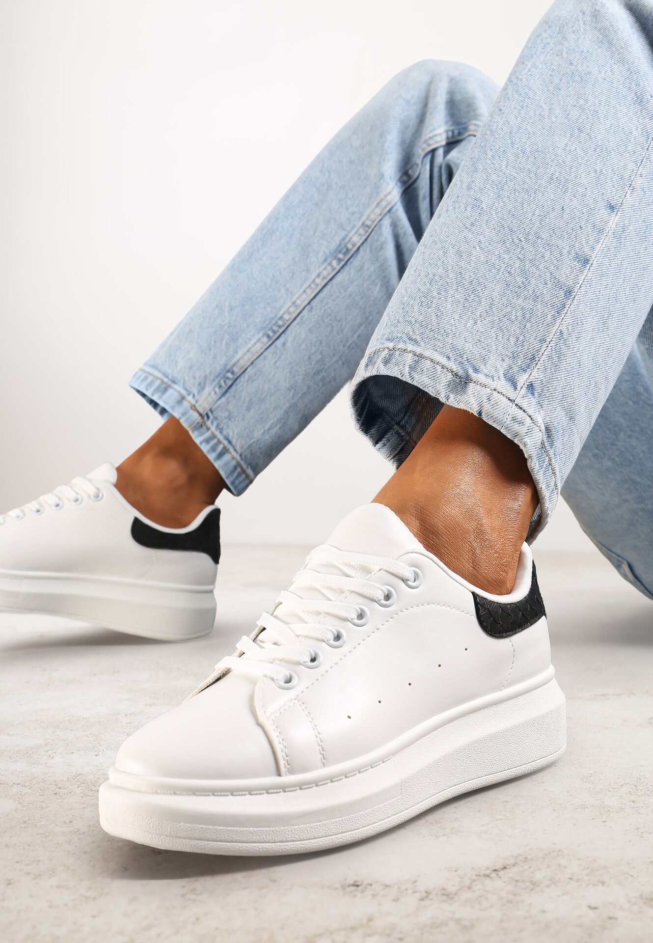 Adidași Alb-Negru cu Talpă Groasă Hypnotic