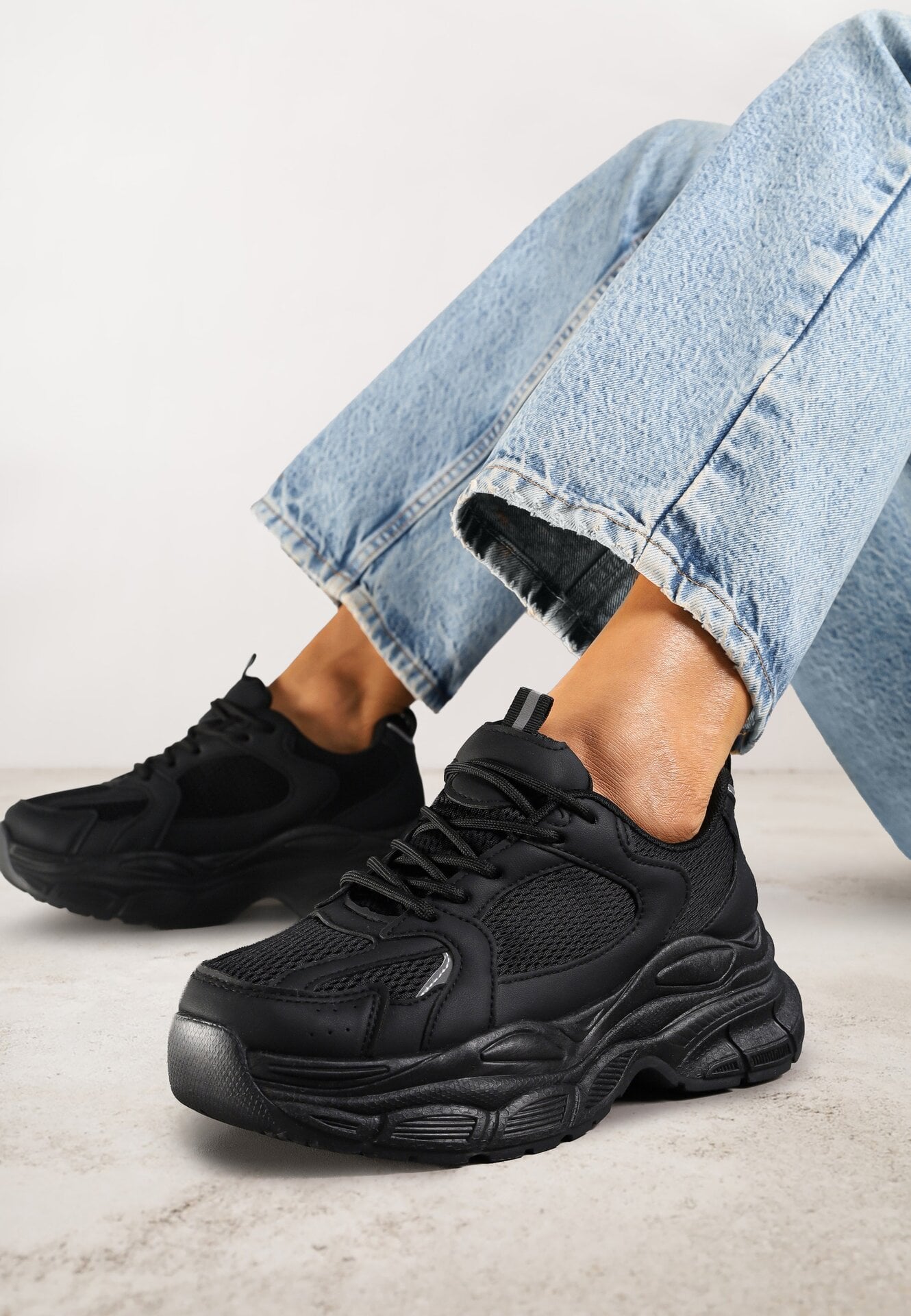 Adidași negri Vices pe Talpă Groasă cu Imprimeuri Nativine