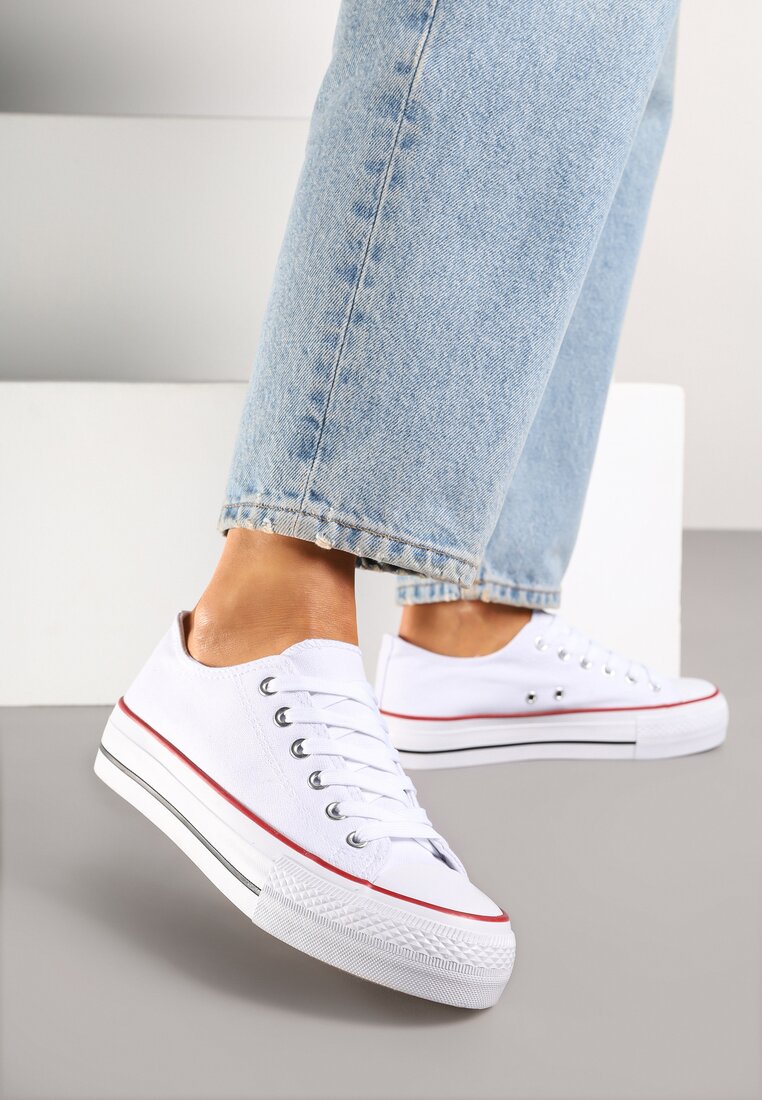 Teniși înalți Albi