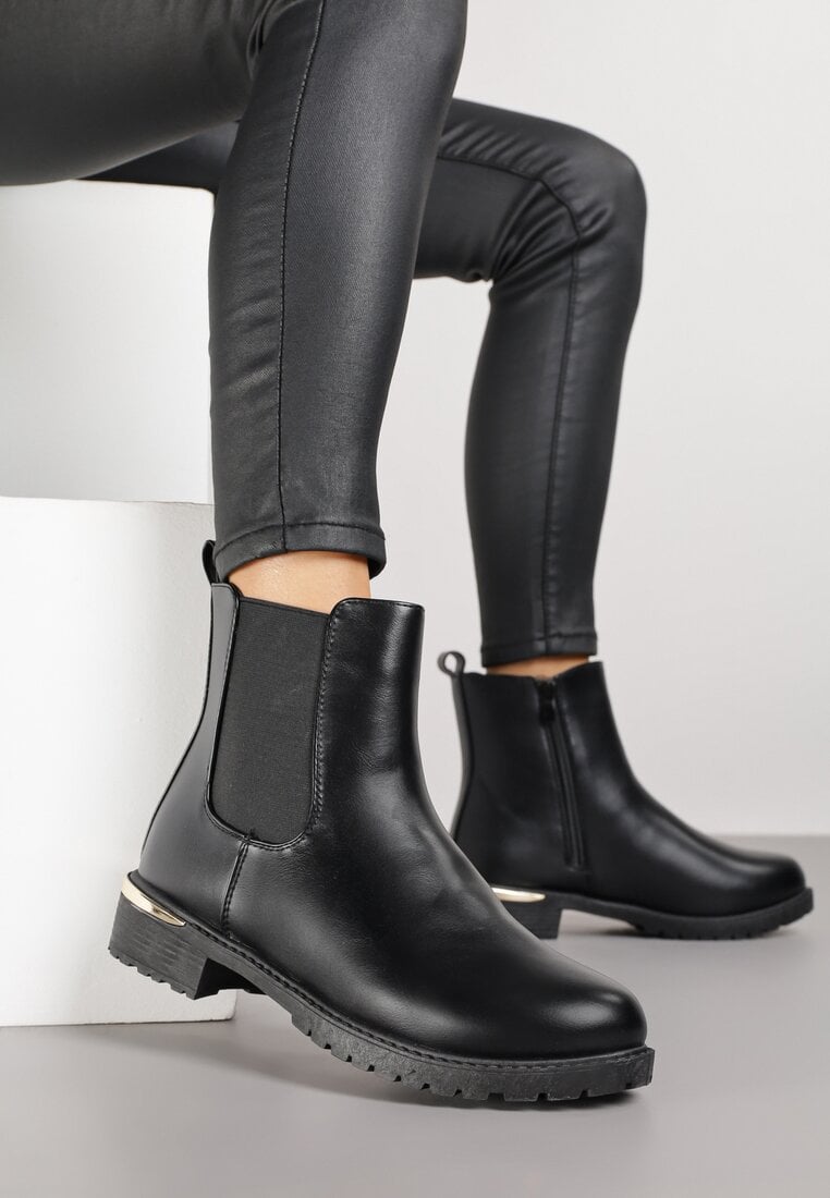 Botine Negre