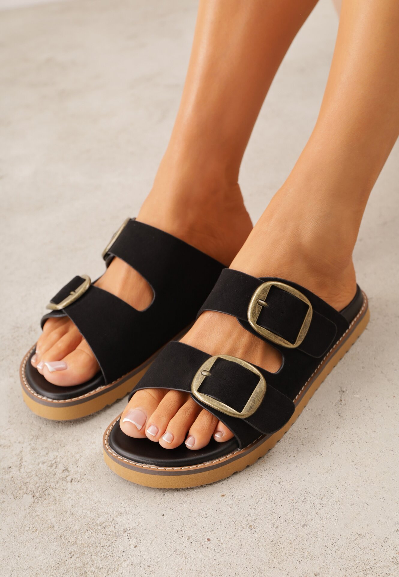 Papuci Negre VICES cu Două Bretele și Catarame Metalice Kaliniassi