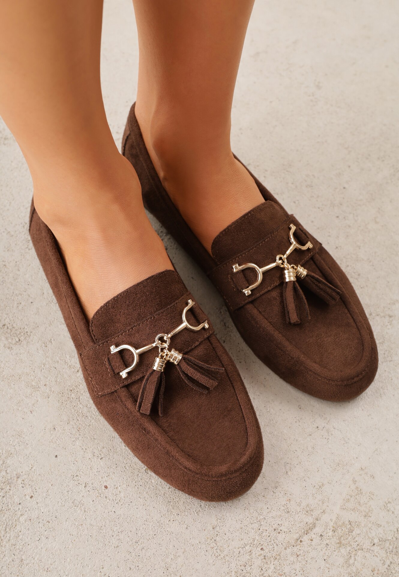 Mocasini VICES maro deschis cu ciucuri moderni din imitație de piele întoarsă cu branț din piele naturală Calirea