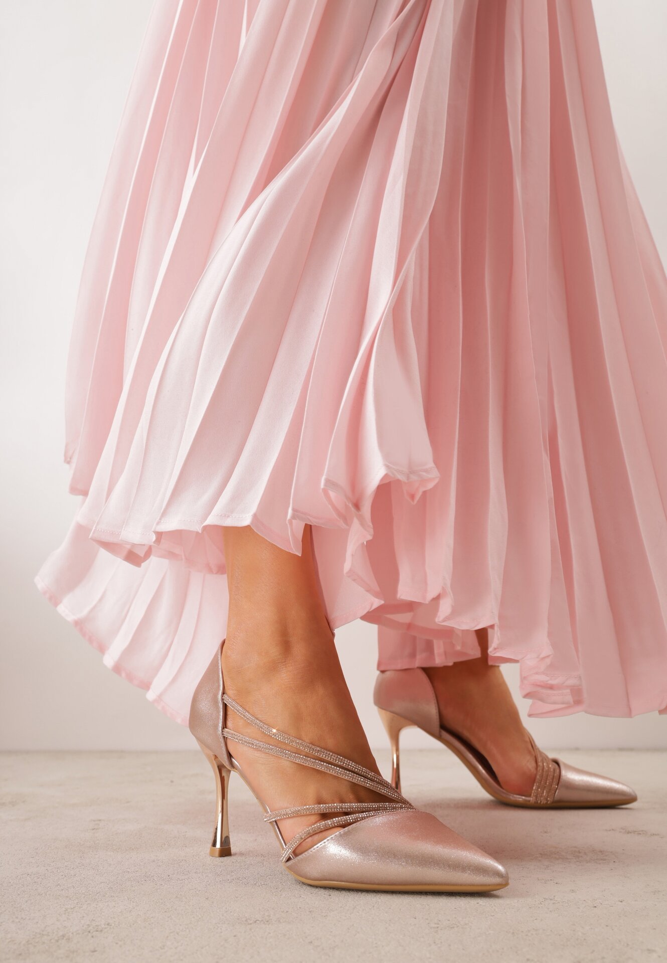 Pantofi stiletto Culoarea șampaniei