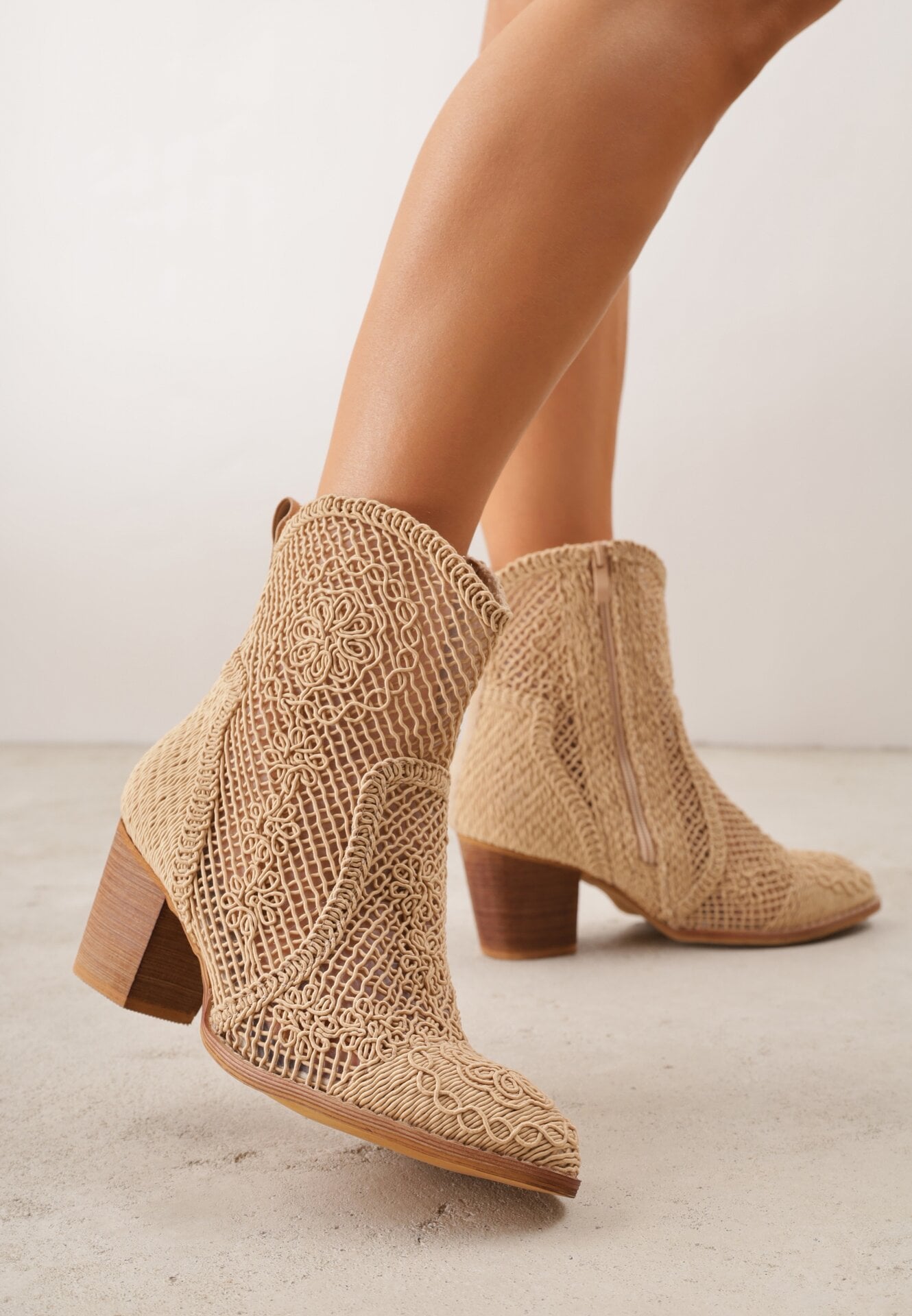 Botine cowboy Bej închis VICES pe toc conic cu carâmb ajurat Azivessa