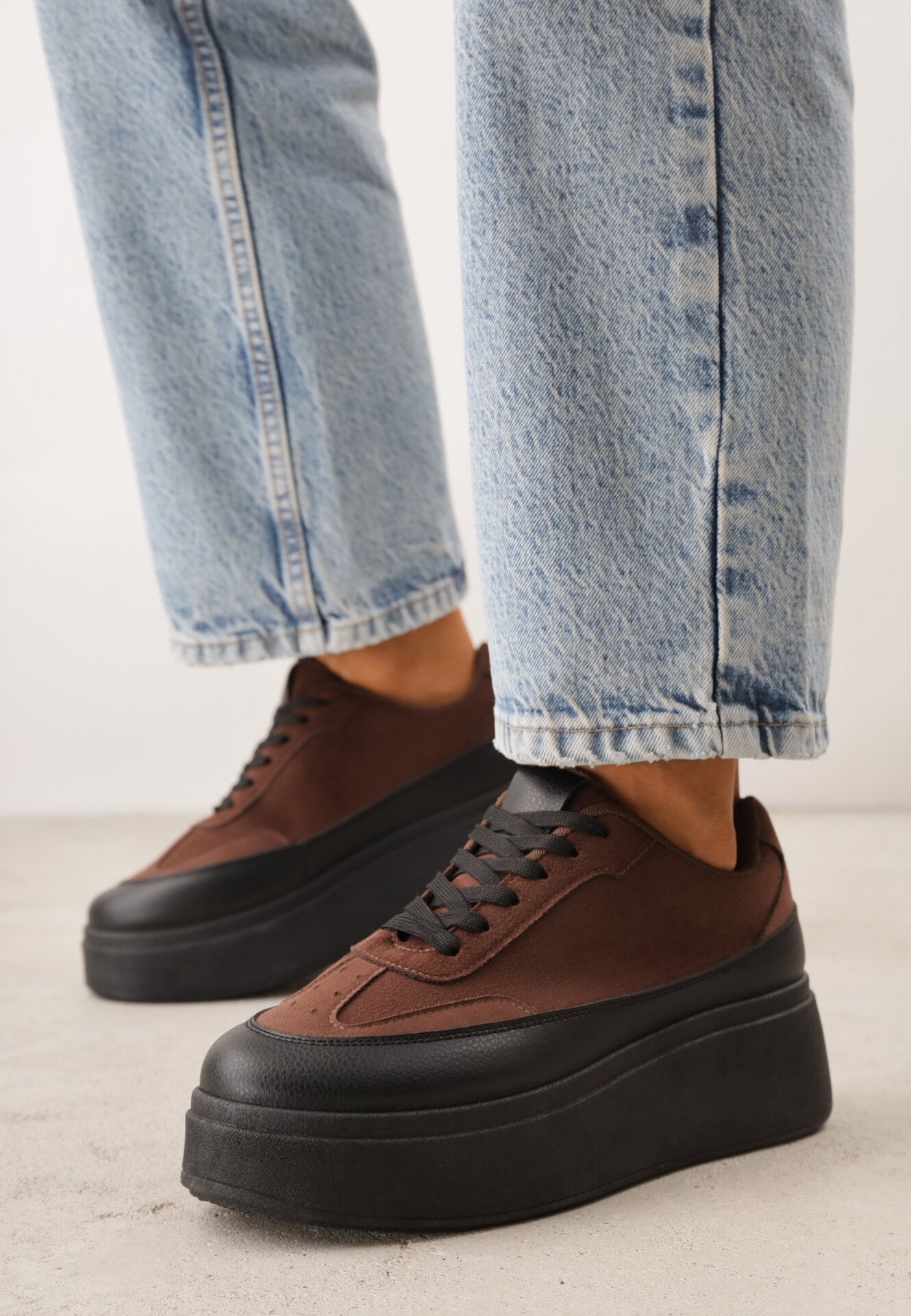 Adidași Maro VICES pe platformă în stilul anilor 90 Donah