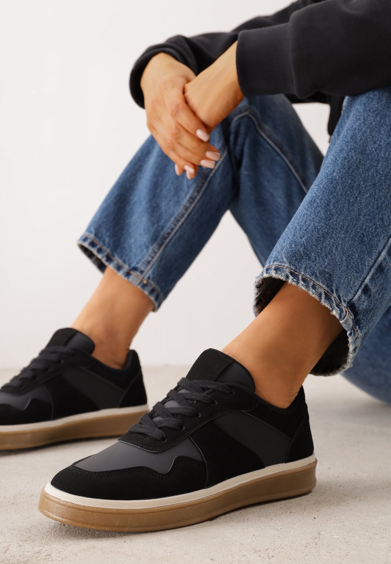 Sneakers Clasic cu inserții cu textură de nubuc VICES Kalianna Negri