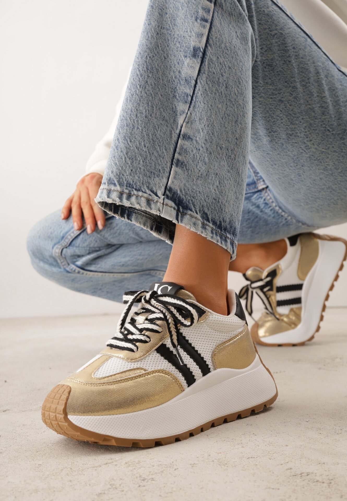 Adidași Aurii VICES în Stil Streetwear pe Talpă Groasă Ilinatea